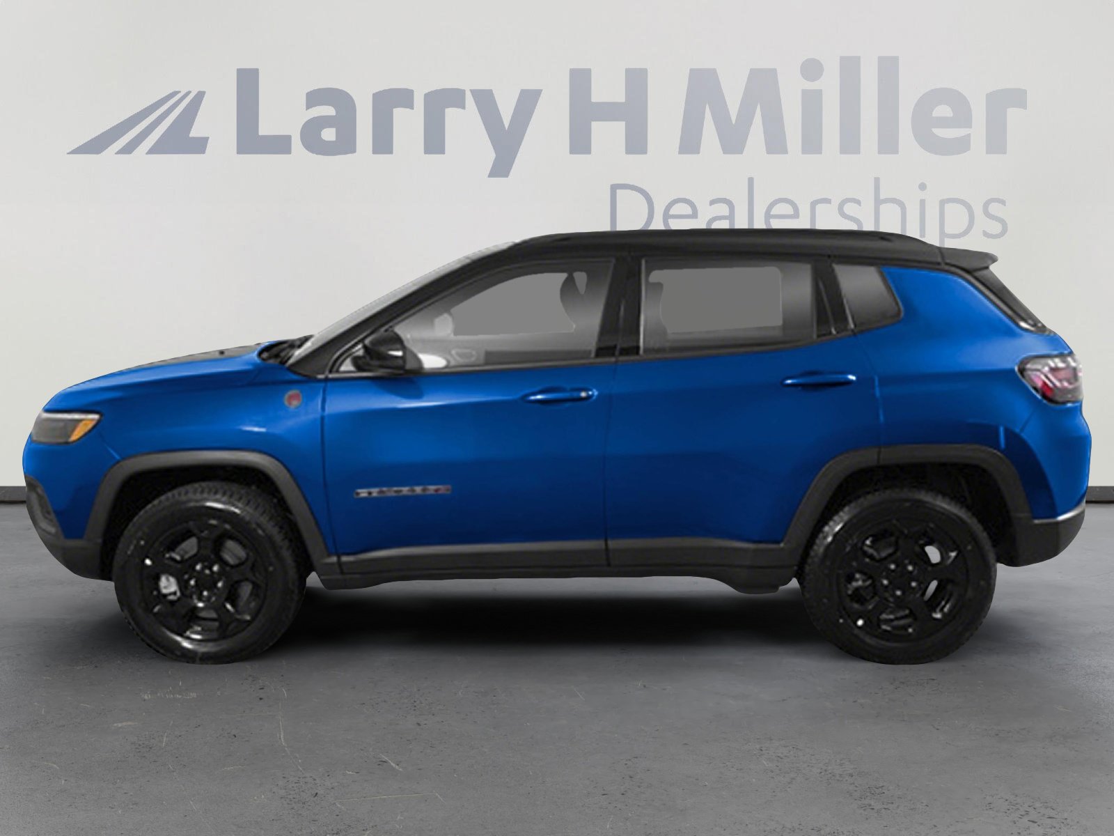 2025 Jeep Compass Trailhawk photo 2