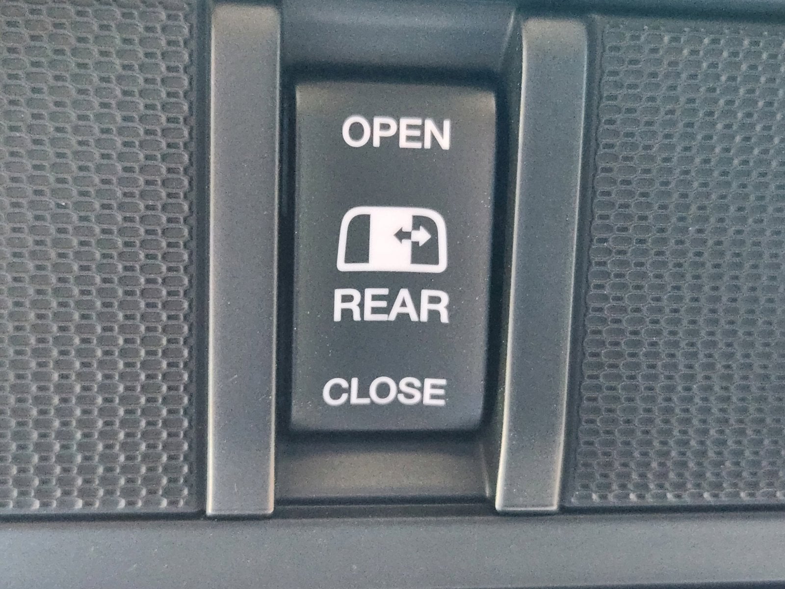 2025 RAM 2500 Tradesman - Photo 25