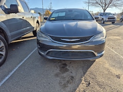 2016 Chrysler 200 Limited Sedan