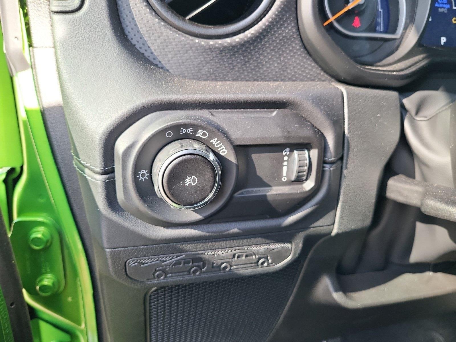 2025 Jeep Wrangler 4-Door Rubicon - Photo 30
