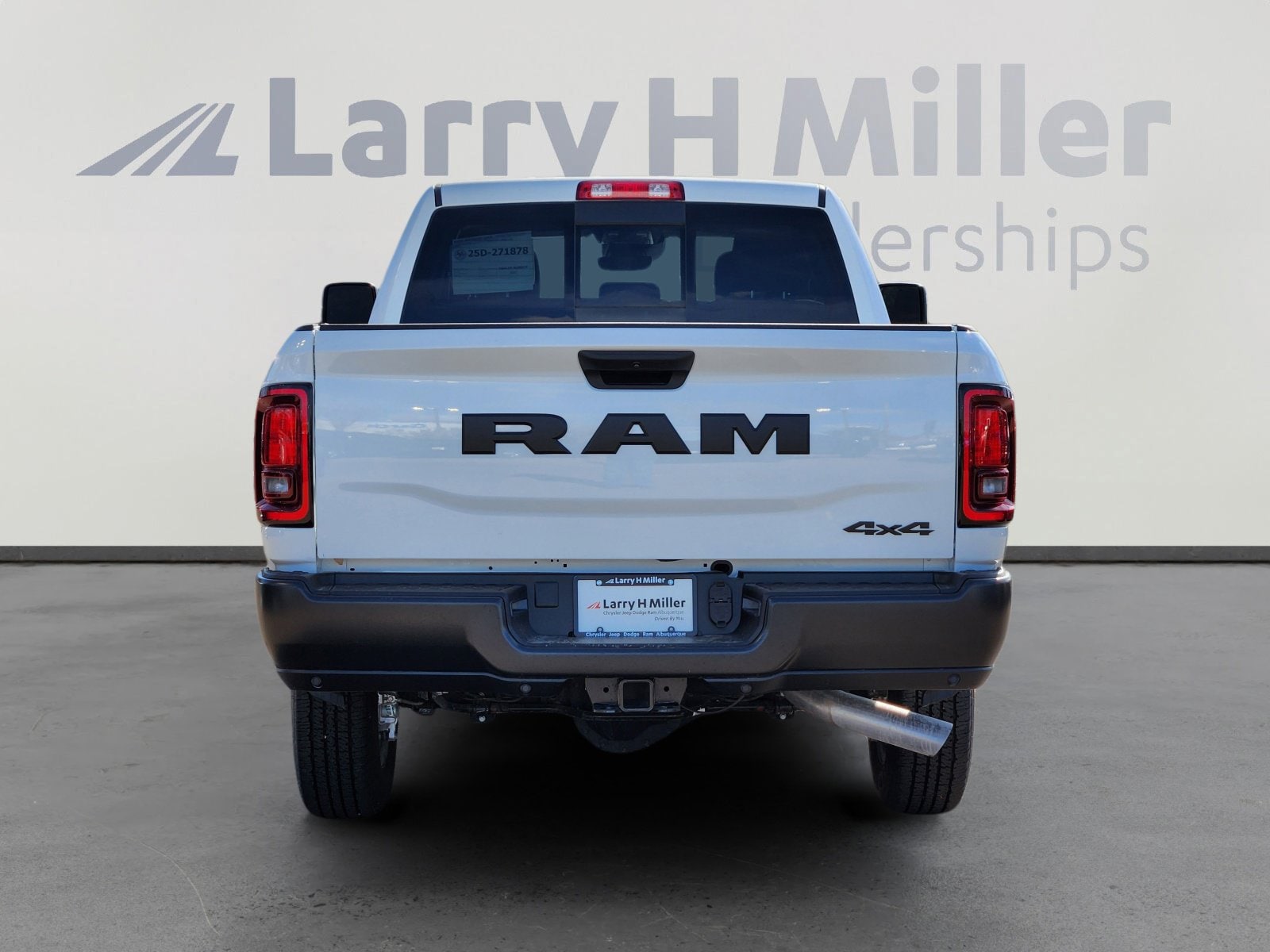 2025 RAM 2500 Tradesman - Photo 6