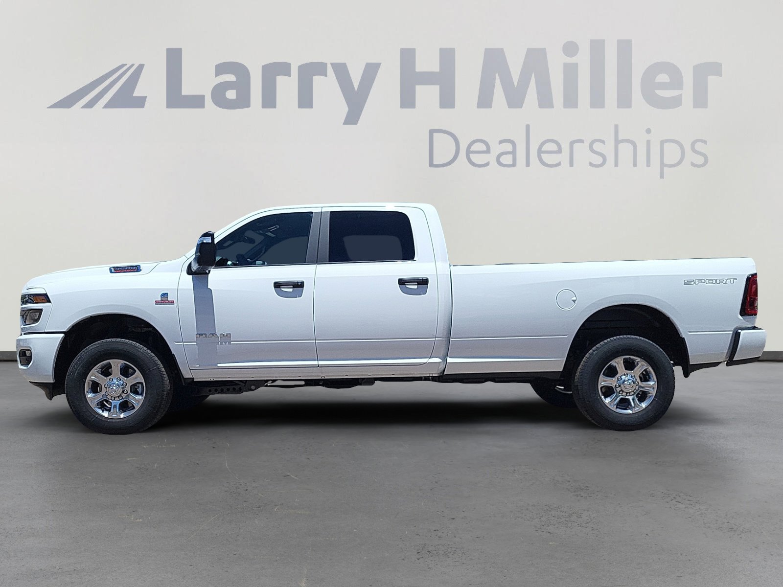 2025 Ram 3500 Big Horn photo 2
