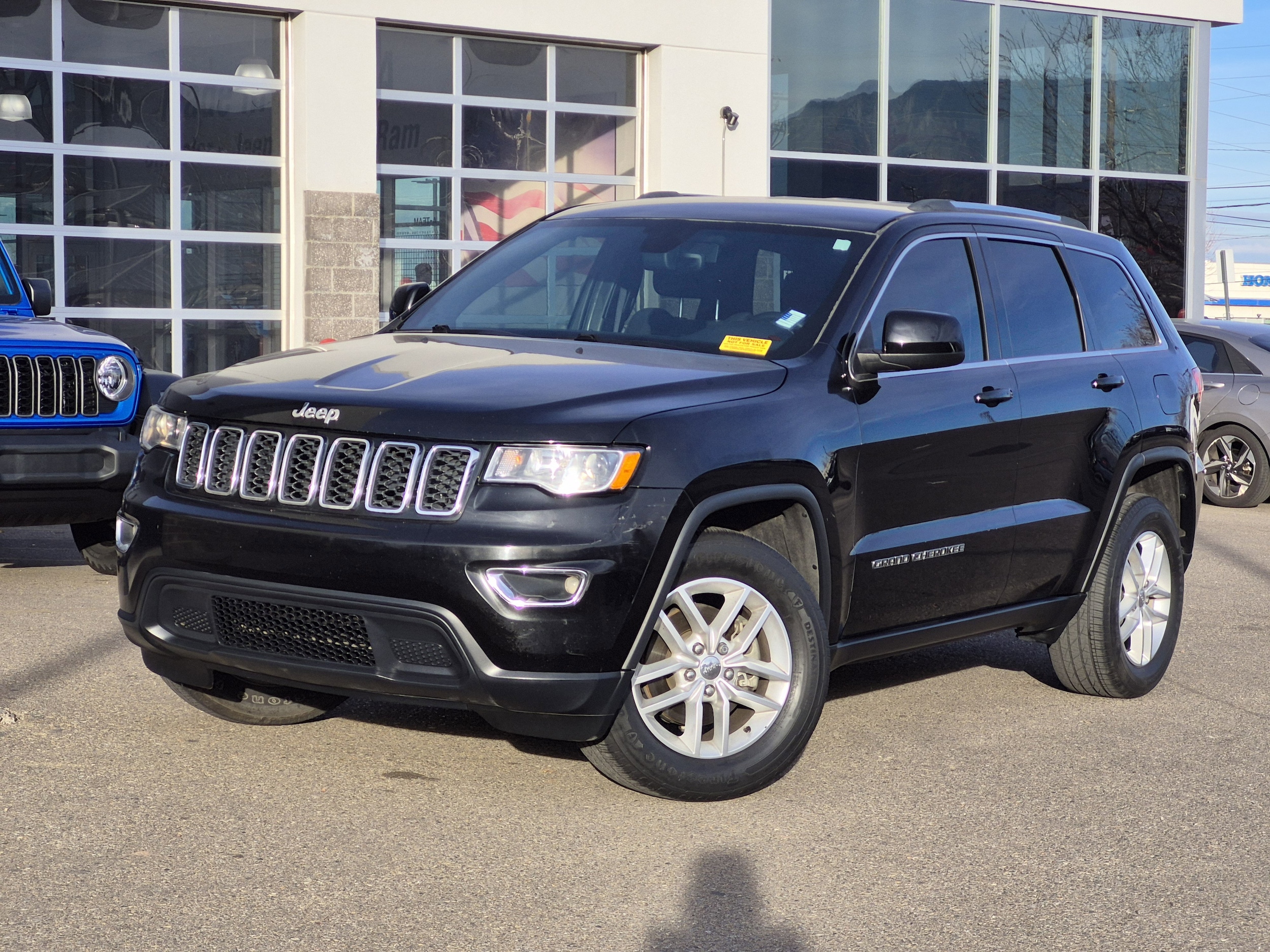2017 Jeep Grand Cherokee Laredo E's photo