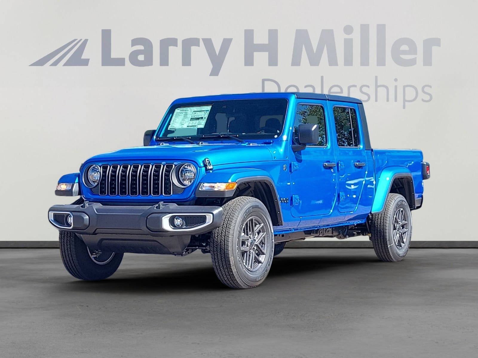 2025 Jeep Gladiator Sport S's photo