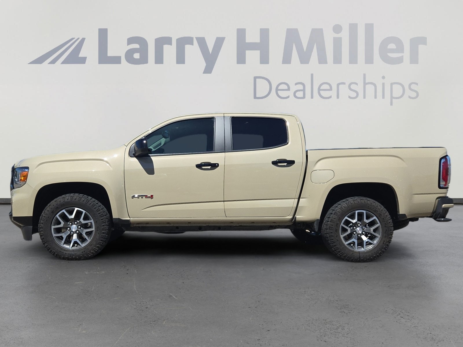 Used 2022 GMC Canyon AT4 with VIN 1GTG6FEN6N1109097 for sale in Albuquerque, NM
