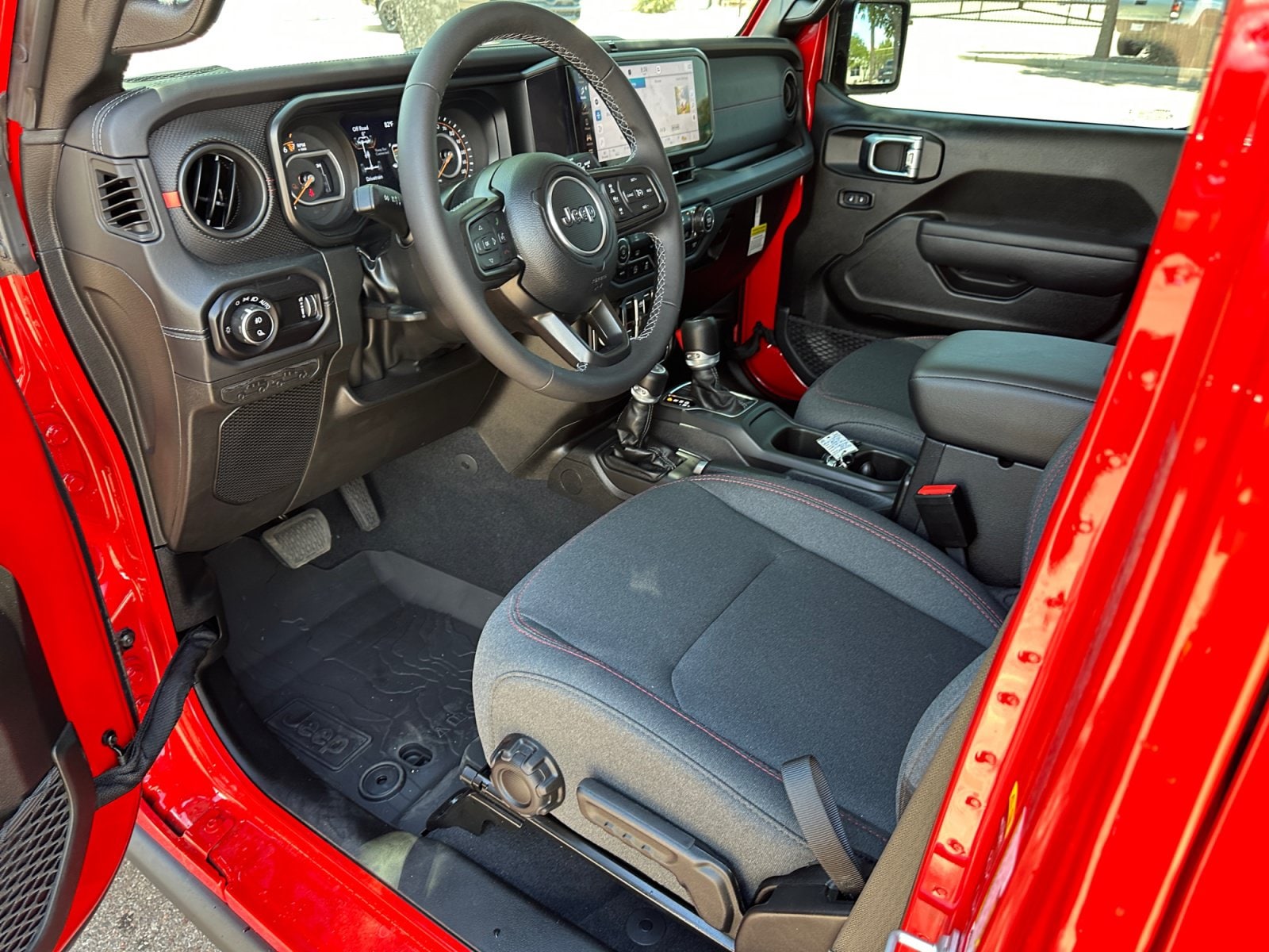 2025 Jeep Gladiator Rubicon - Photo 11