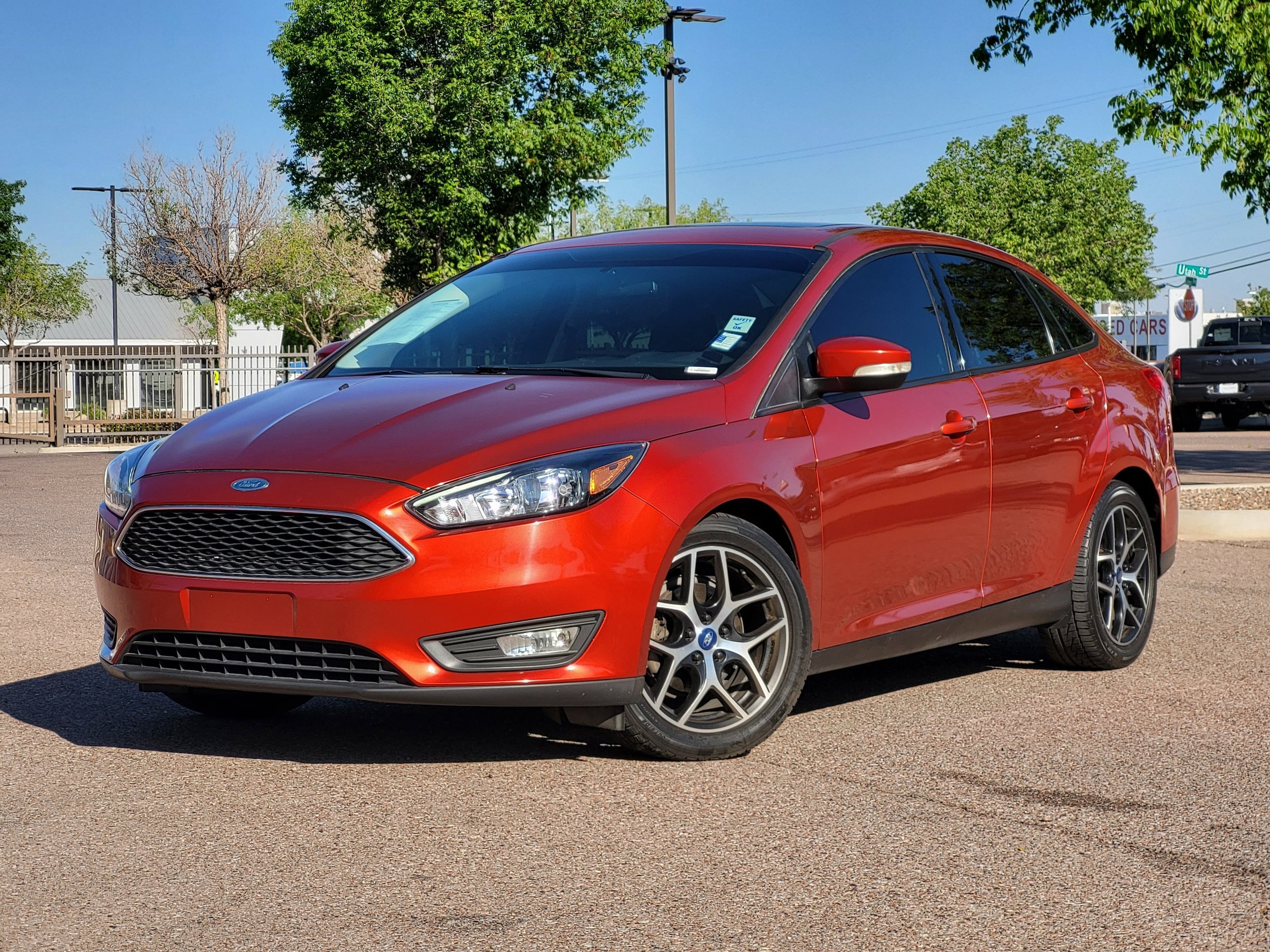 2018 Ford Focus Sedan SEL's photo