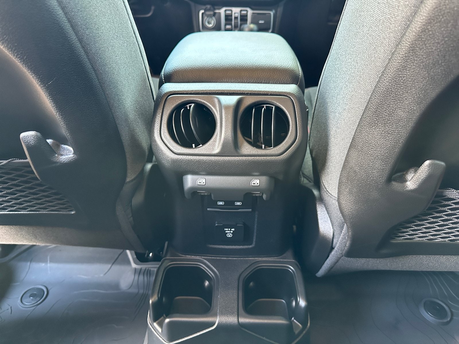 2025 Jeep Gladiator Rubicon - Photo 23