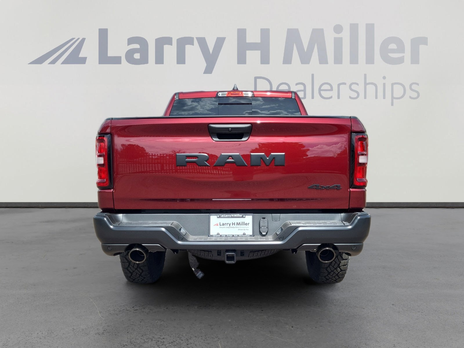 2026 Ram 1500 Tradesman photo 4