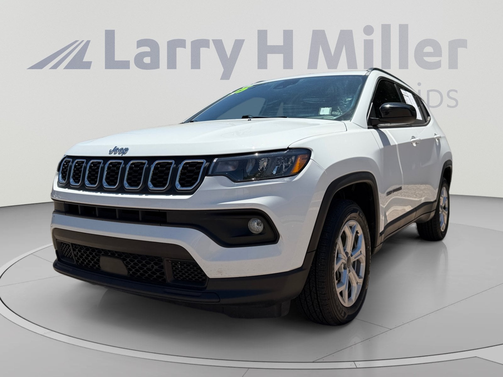 2025 Jeep Compass Latitude 4X4's photo