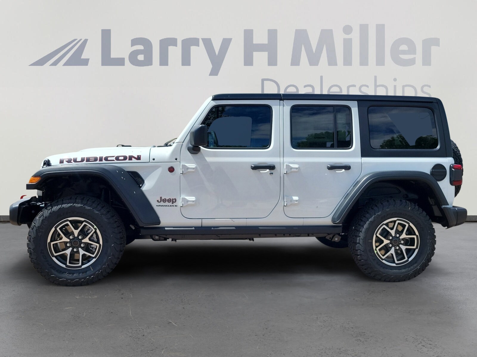 2025 Jeep Wrangler Rubicon Sport photo 2