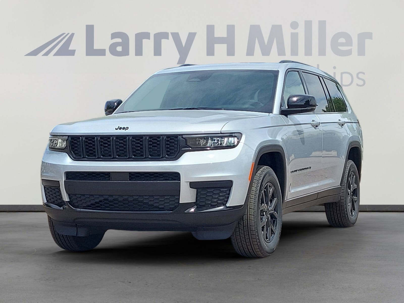 2025 Jeep Grand Cherokee L Altitude's photo