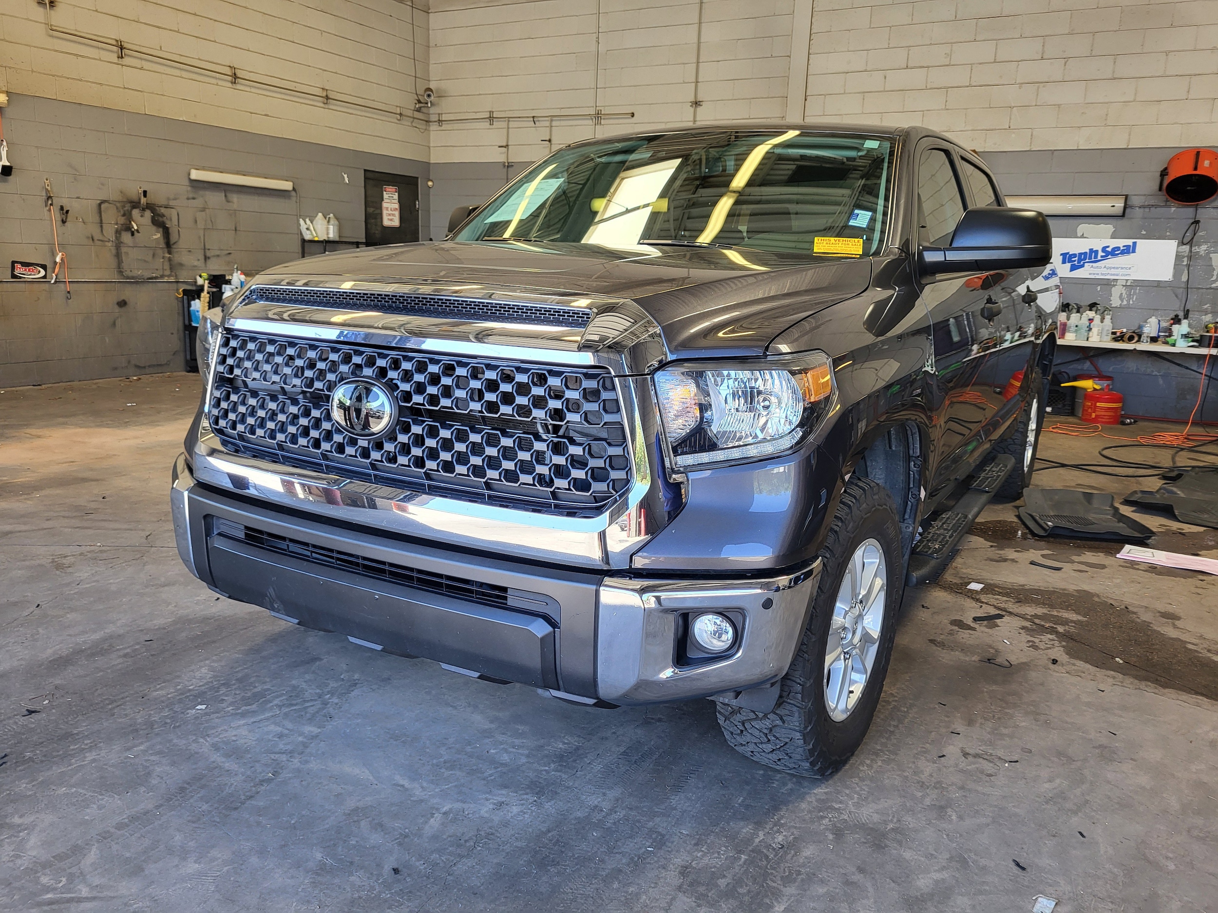 2021 Toyota Tundra SR5 5.7L 4WD Crew Max Short Bed's photo