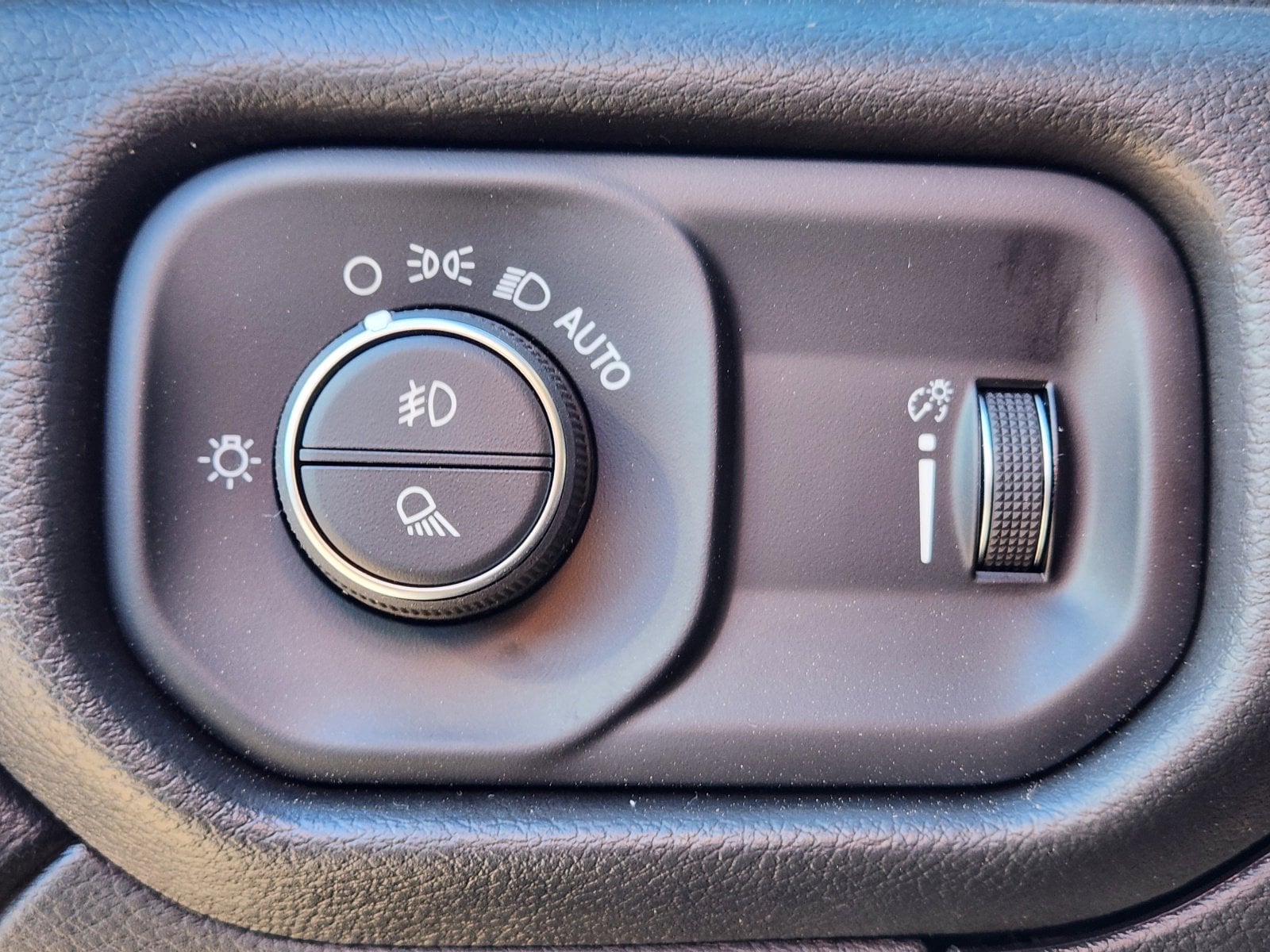 2025 RAM 2500 Tradesman - Photo 15