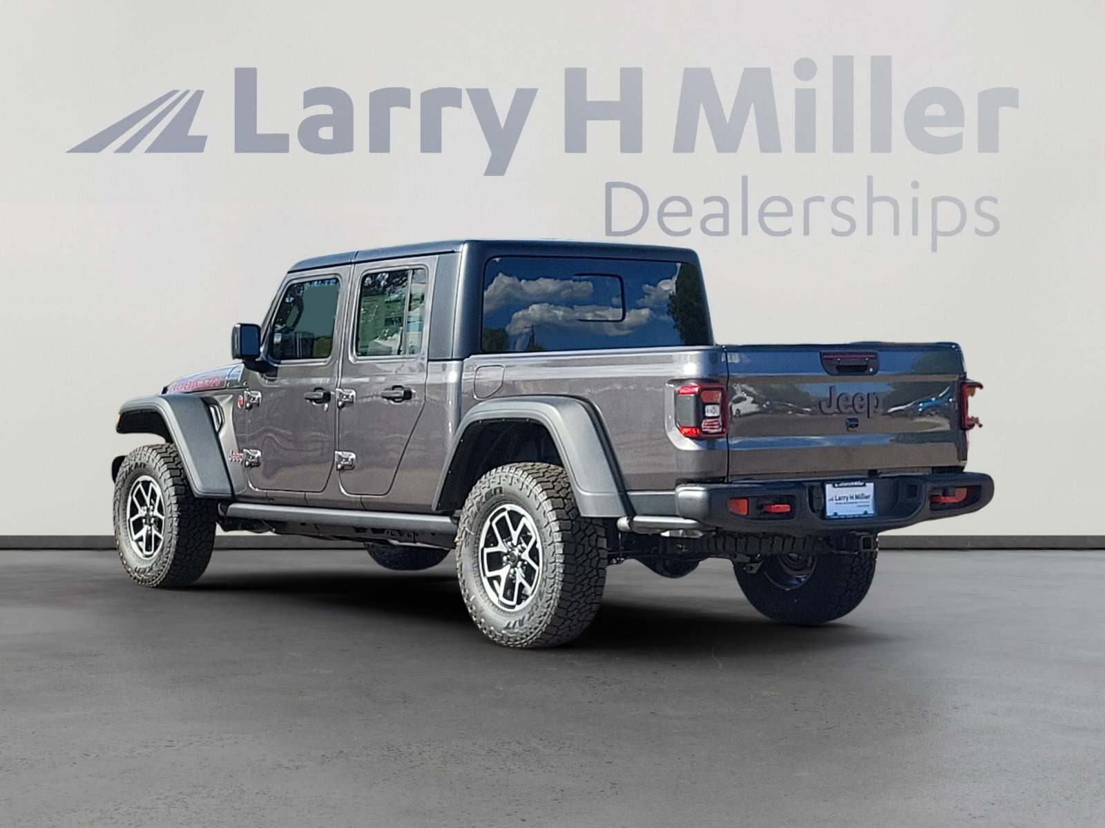 2025 Jeep Gladiator Rubicon photo 3