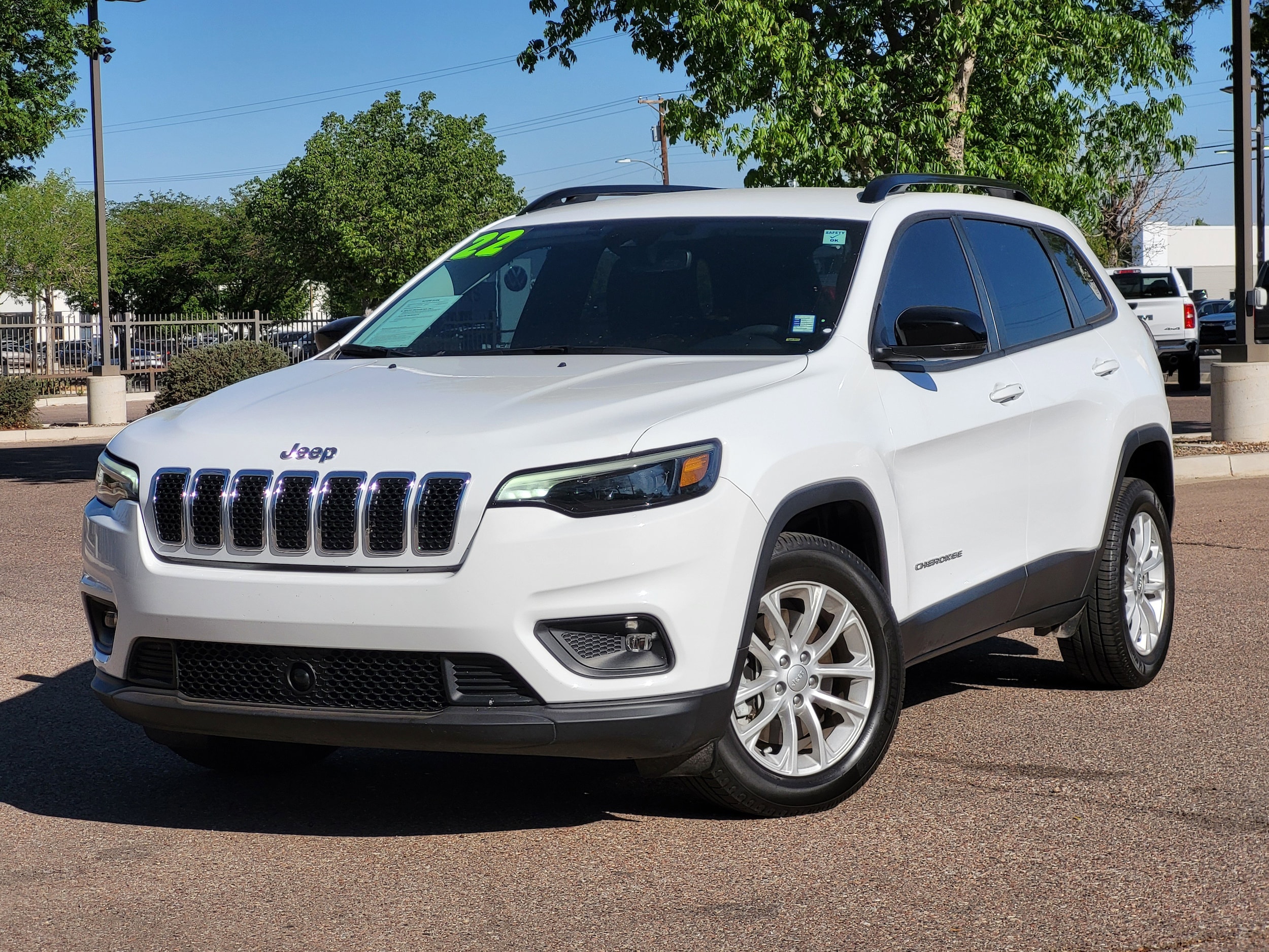 2022 Jeep Cherokee Latitude Lux's photo