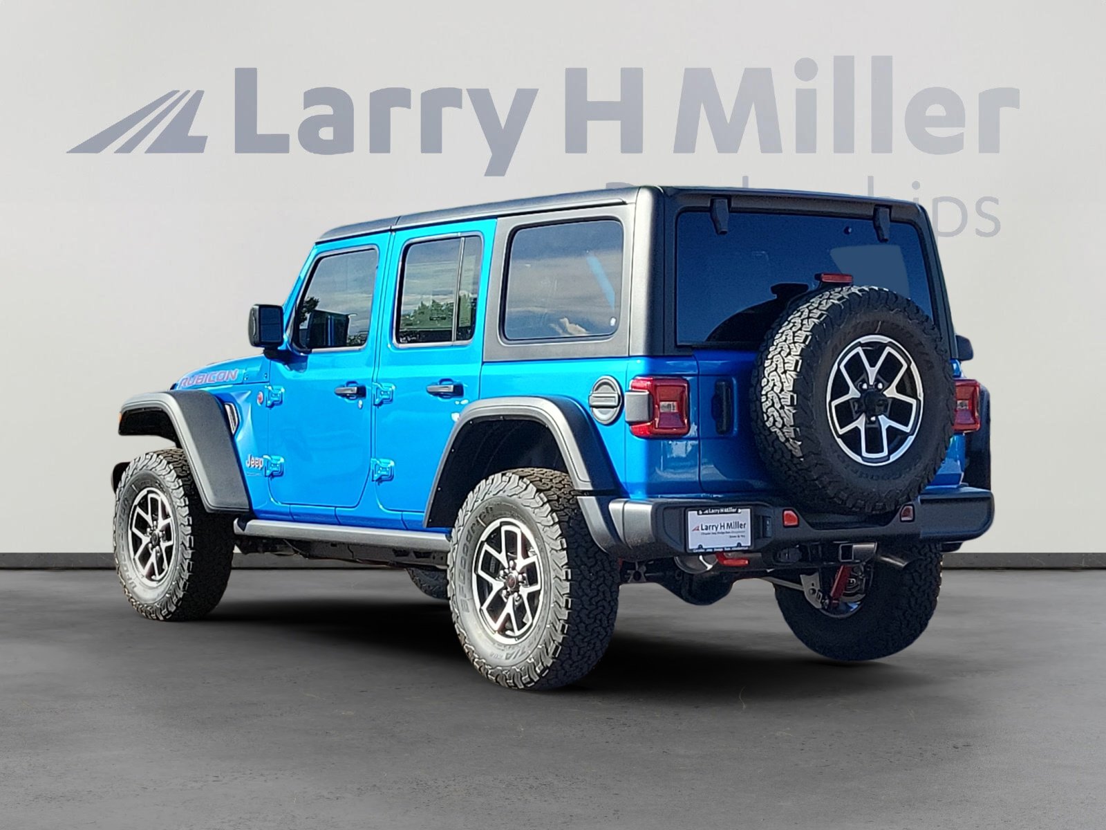 2025 Jeep Wrangler Rubicon Sport photo 3