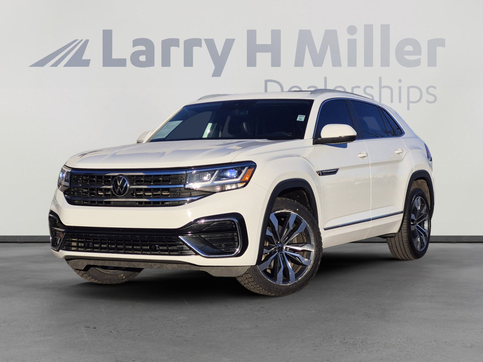 2020 Volkswagen Atlas Cross Sport SEL R-Line