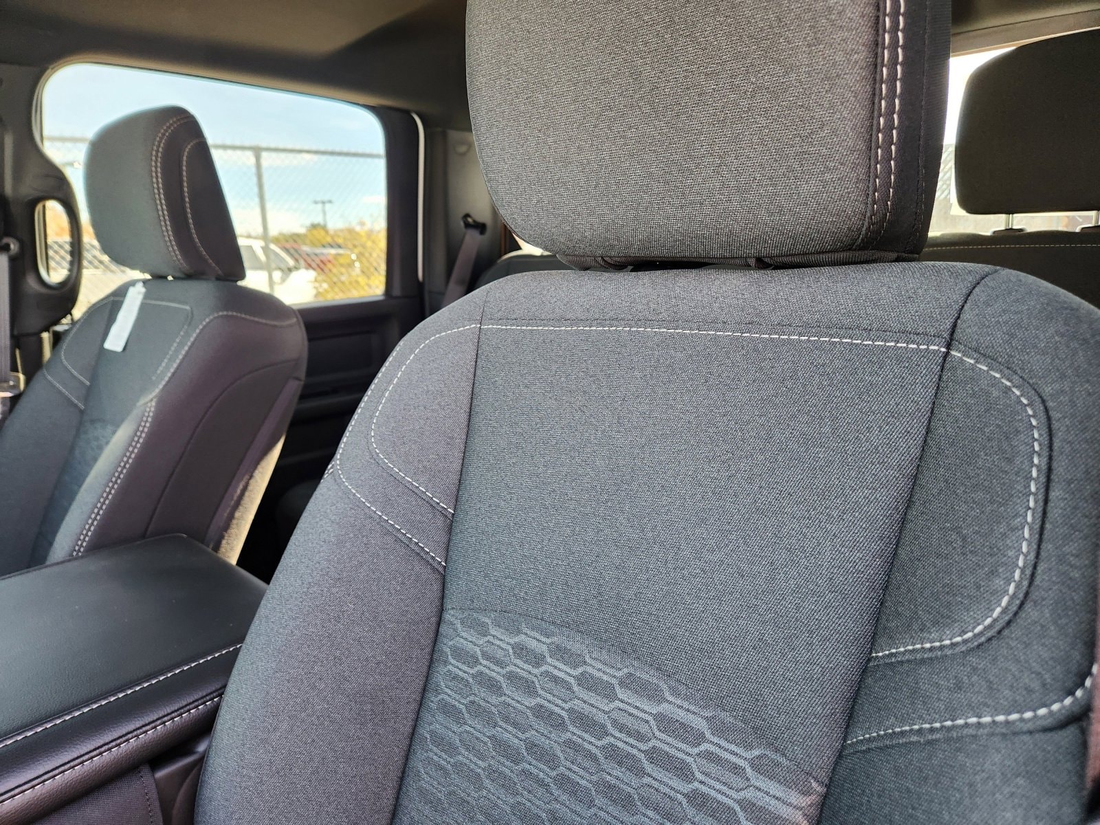 2025 RAM 2500 Tradesman - Photo 29