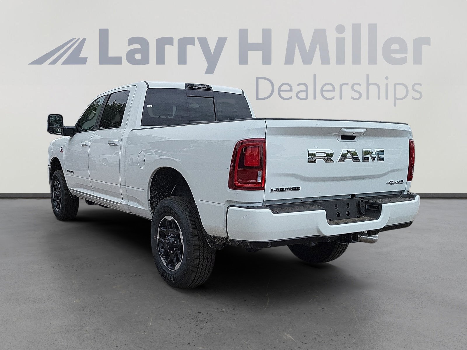 2025 Ram 2500 Laramie photo 3
