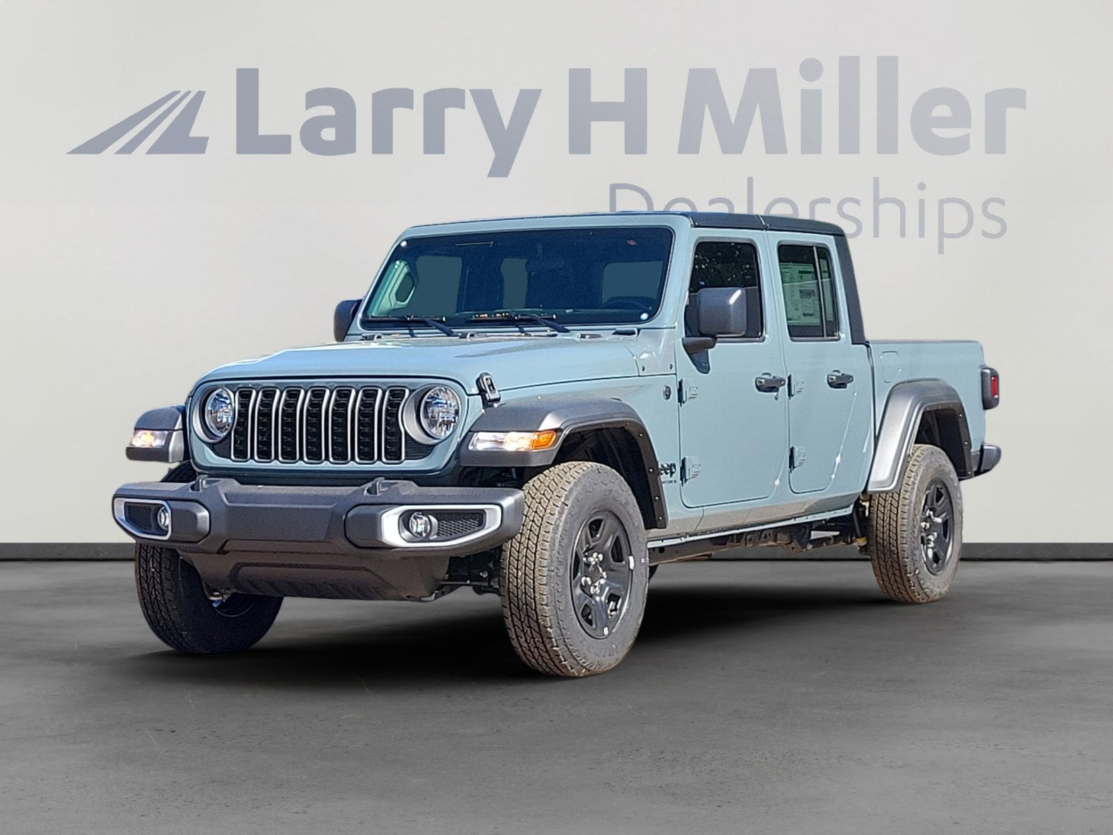 2025 Jeep Gladiator Sport's photo