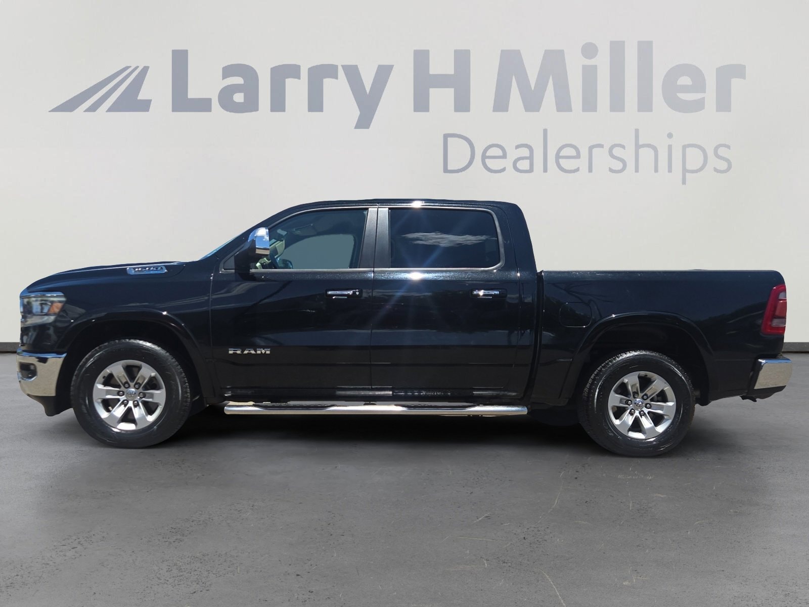 Used 2021 RAM Ram 1500 Pickup Laramie with VIN 1C6SRFJT7MN527933 for sale in Albuquerque, NM
