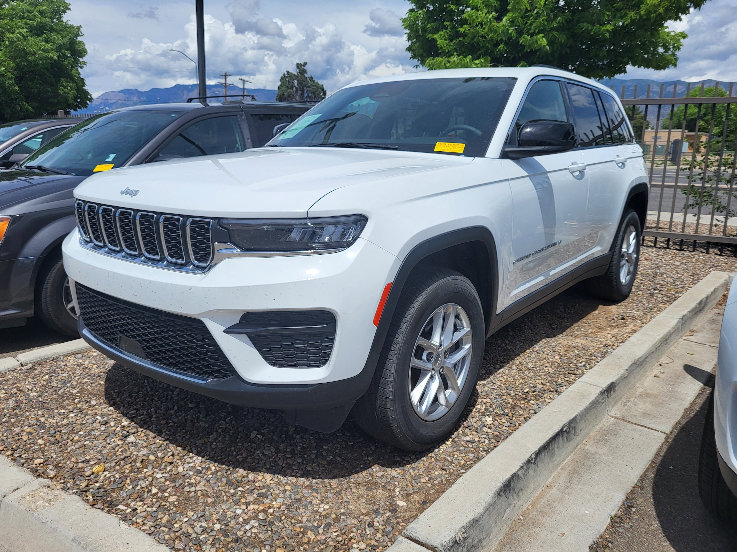 2025 Jeep Grand Cherokee Laredo X 4x4's photo