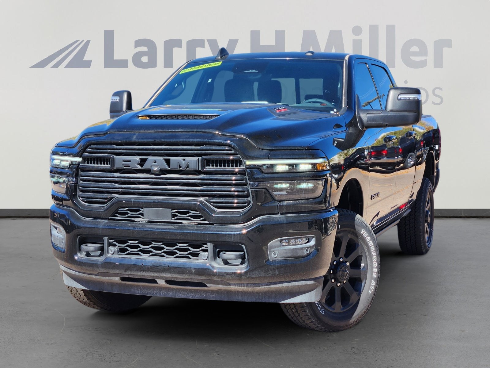 2025 RAM Ram 2500 Pickup Laramie's photo