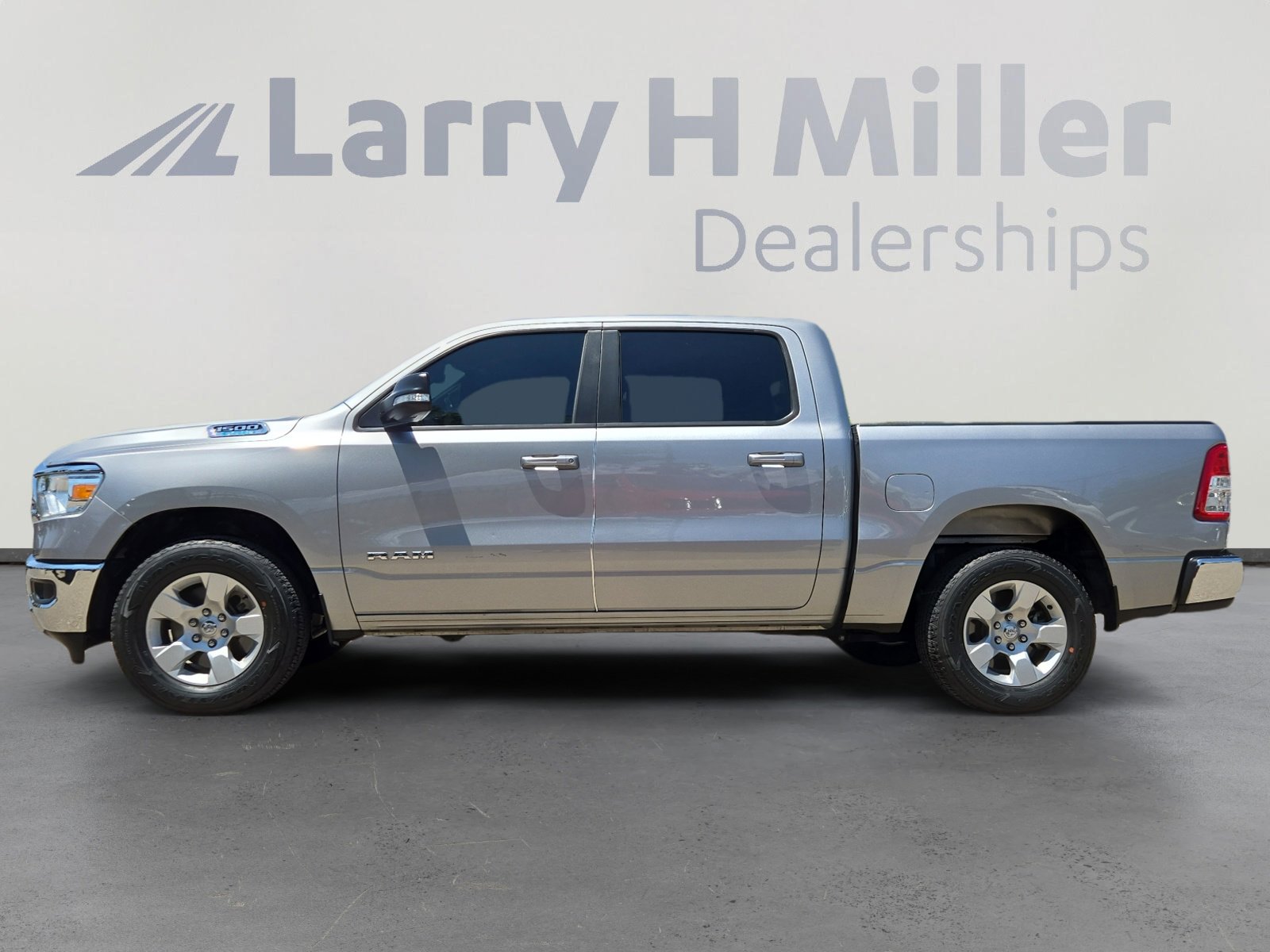 Used 2022 RAM Ram 1500 Pickup Big Horn/Lone Star with VIN 1C6RREFG1NN445945 for sale in Albuquerque, NM