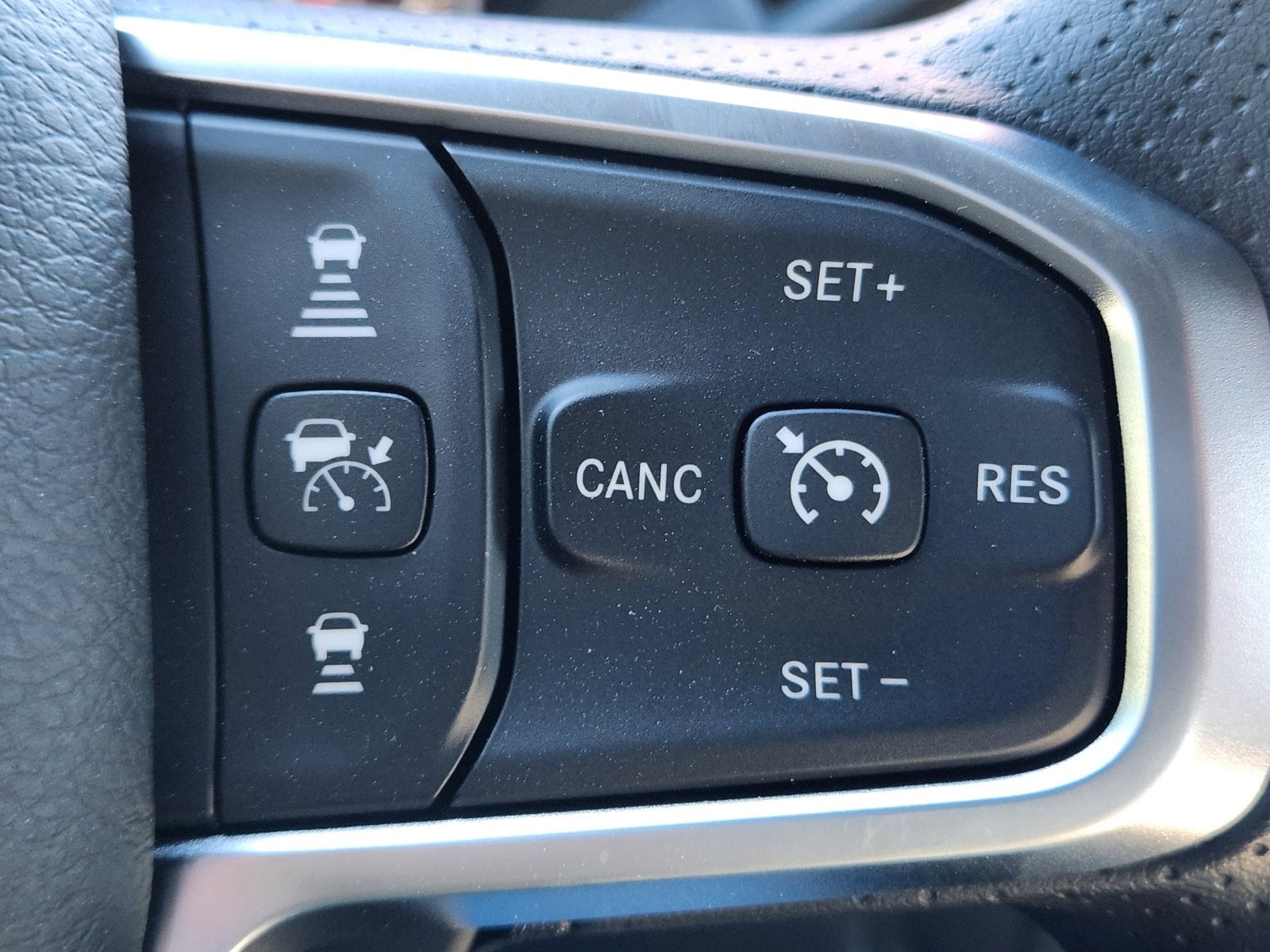 2025 RAM 2500 Tradesman - Photo 19