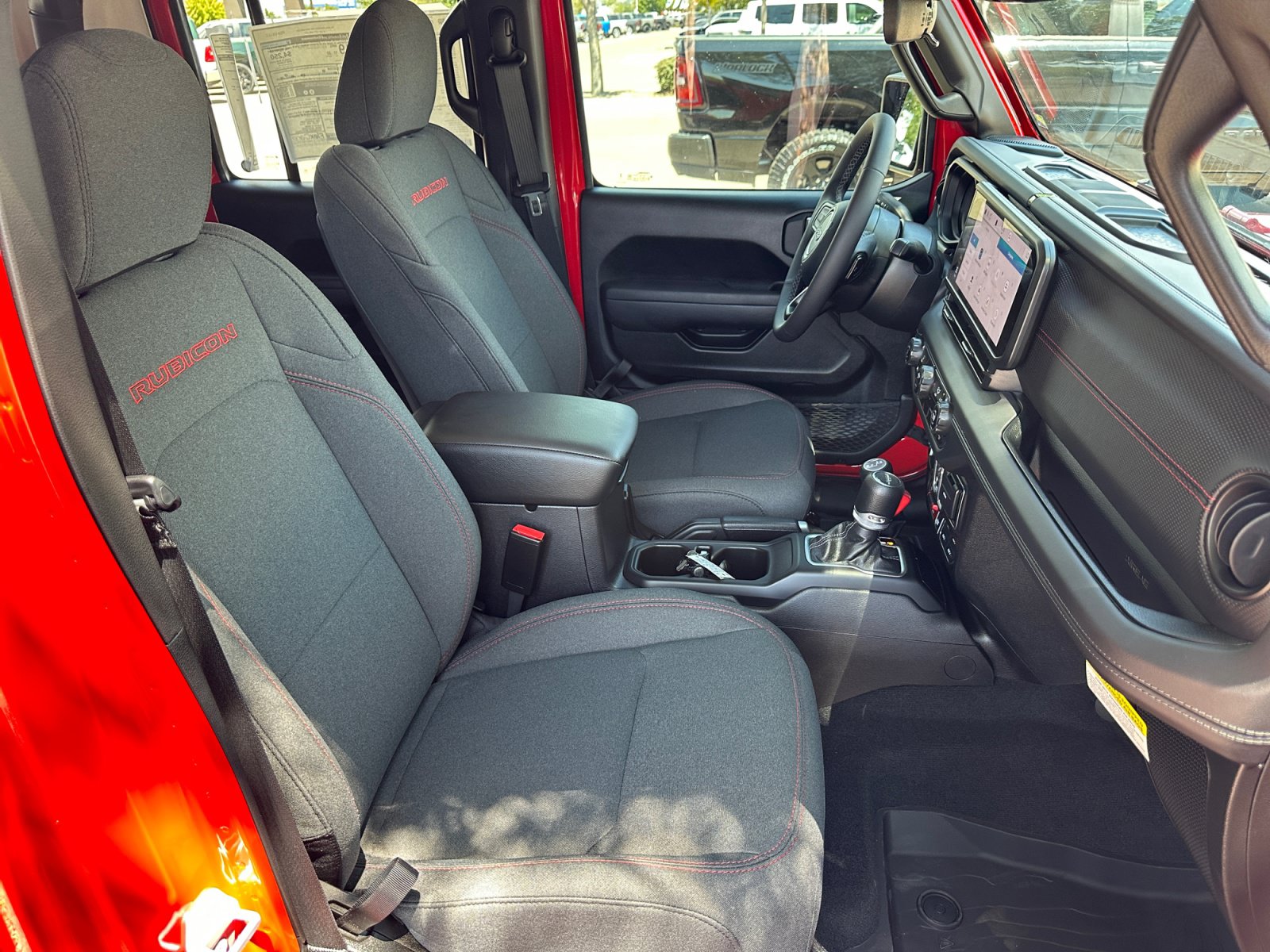 2025 Jeep Gladiator Rubicon - Photo 29