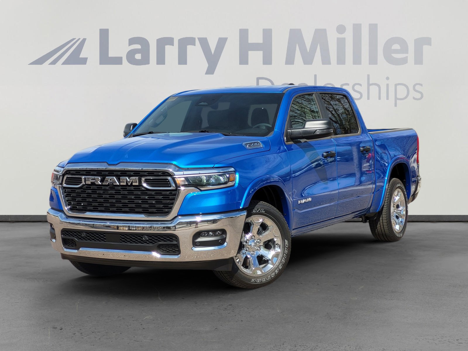 2026 RAM 1500 Big Horn/Lone Star 4x4 Crew Cab 5'7's photo