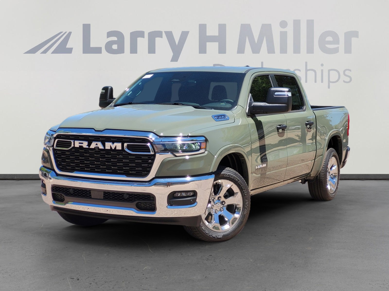 2026 RAM 1500 Big Horn/Lone Star 4x4 Crew Cab 5'7's photo