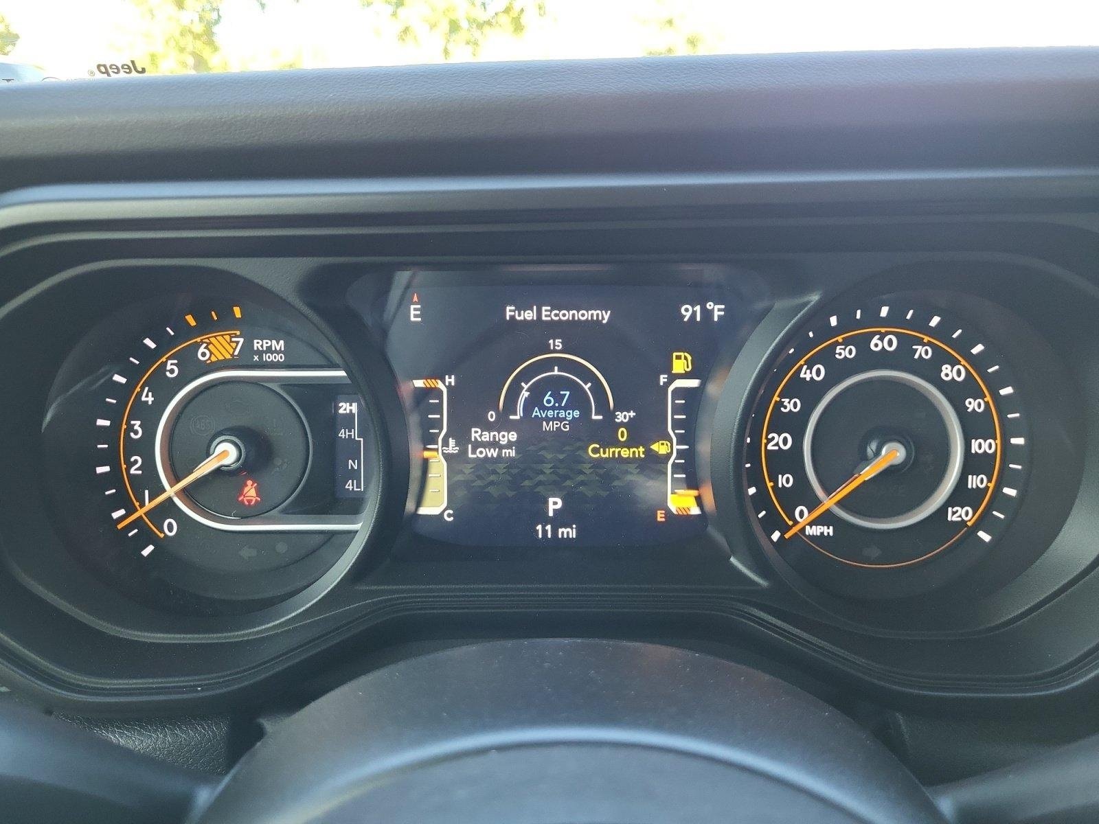 2025 Jeep Wrangler 4-Door Rubicon - Photo 11