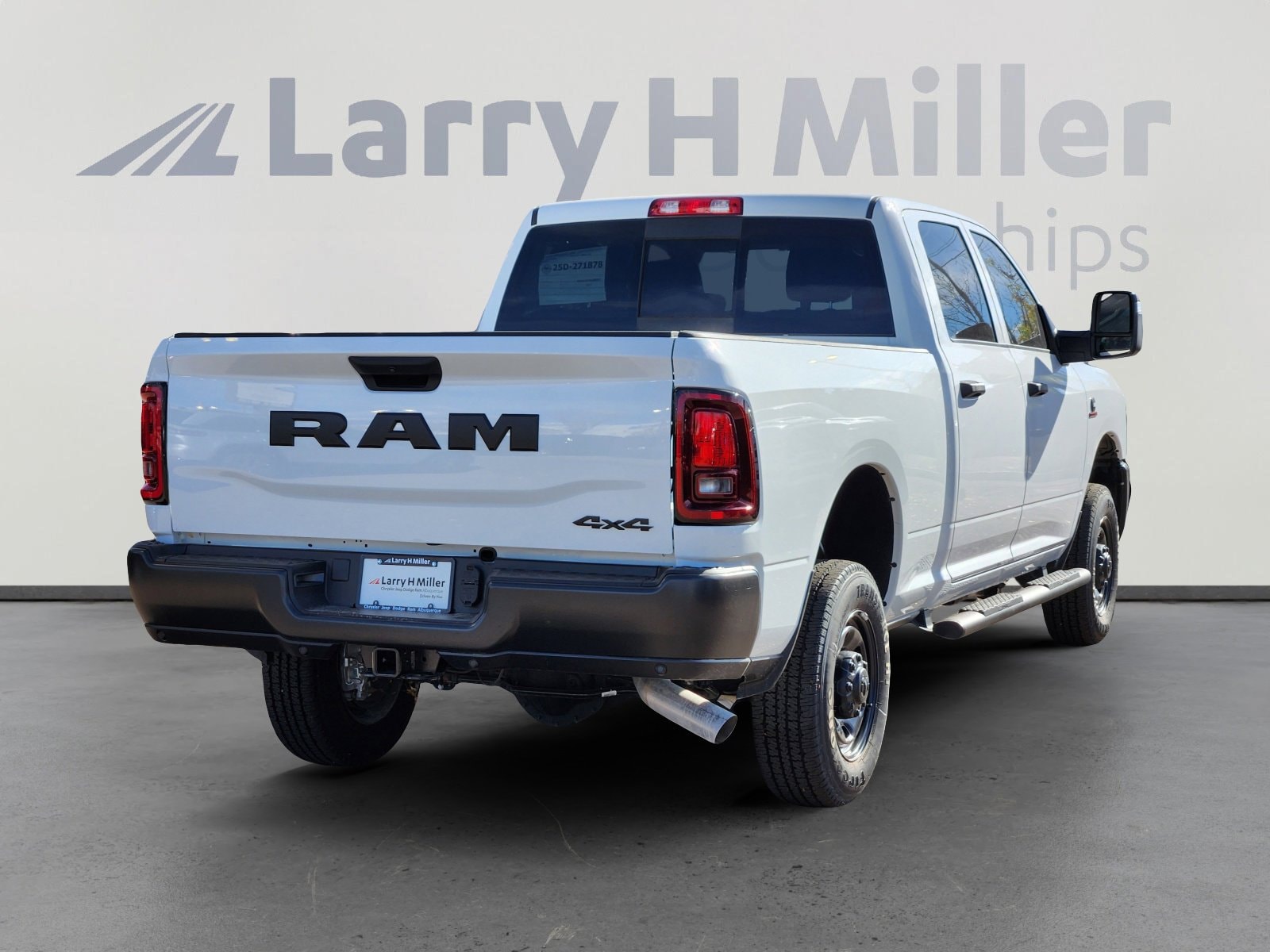 2025 RAM 2500 Tradesman - Photo 7