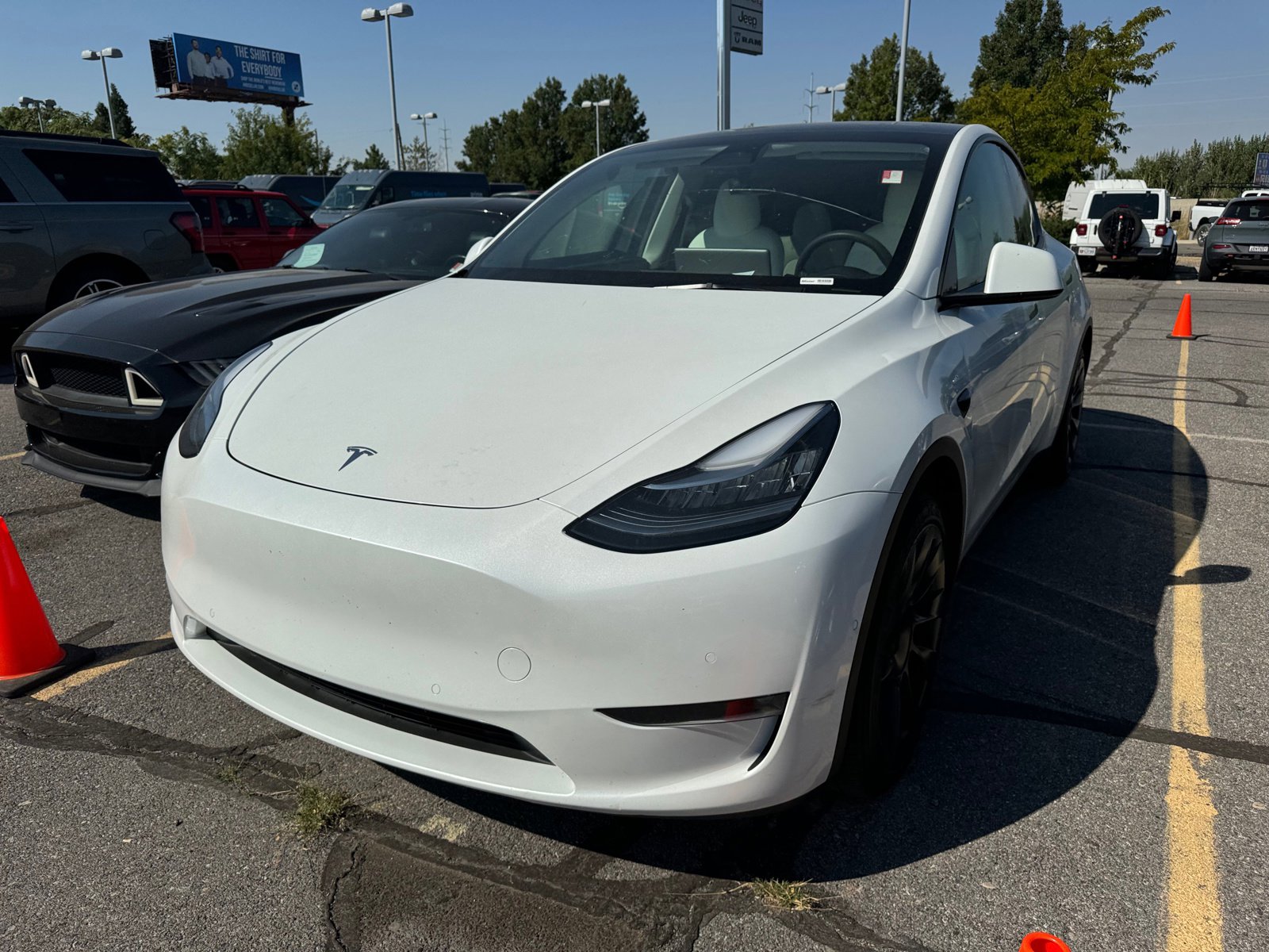 Used 2021 Tesla Model Y Long Range with VIN 5YJYGDEE0MF305368 for sale in Bountiful, UT