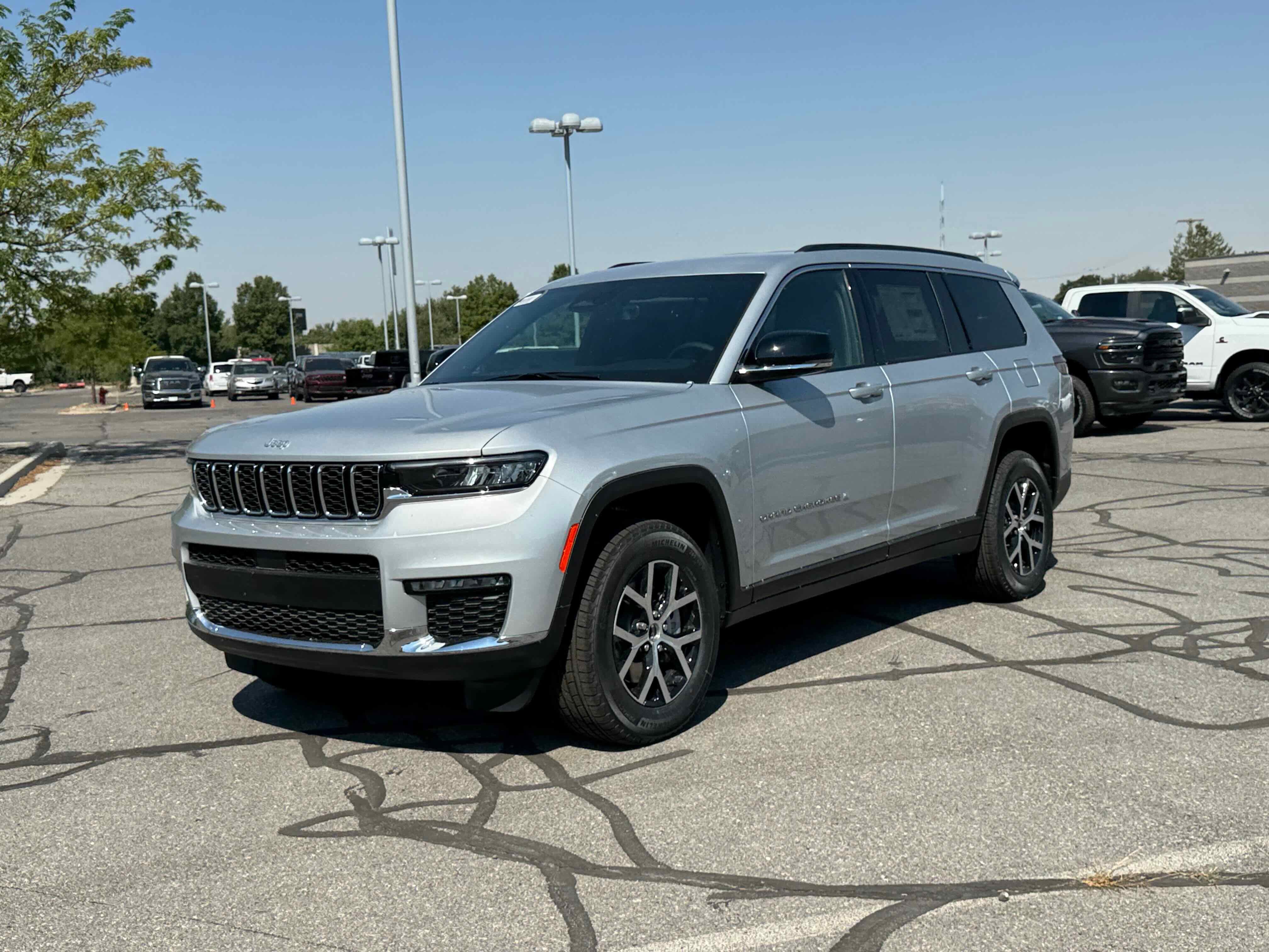  Jeep Grand Cherokee L