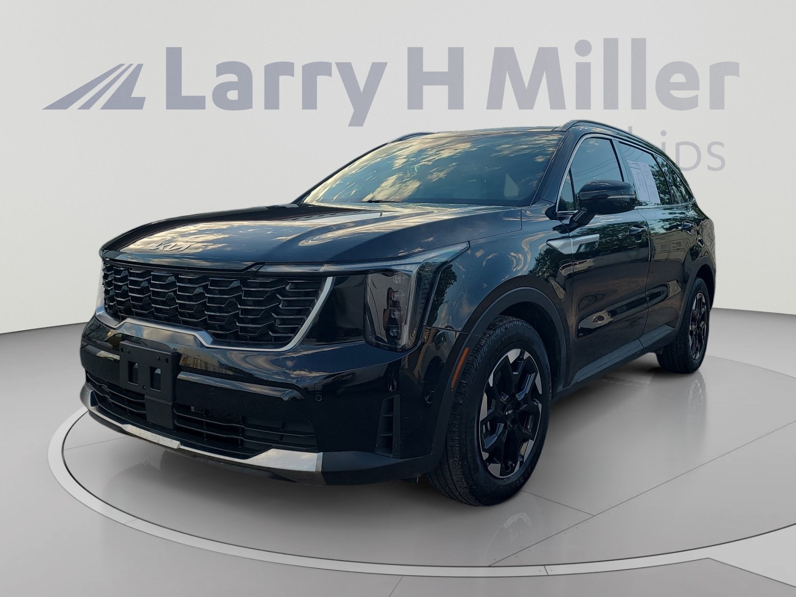 2025 Kia Sorento S AT's photo