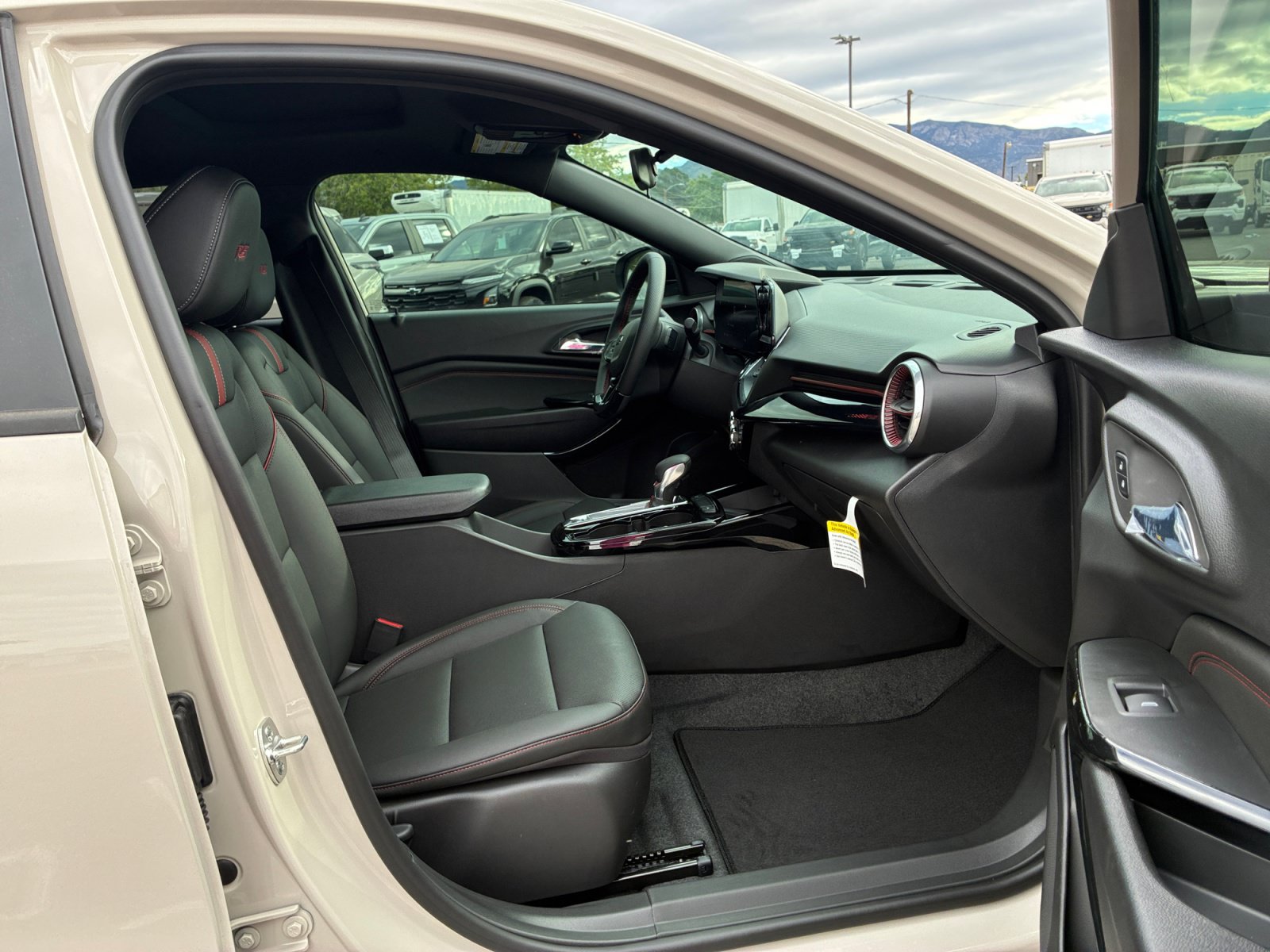 2026 Chevrolet Trax RS - Photo 30
