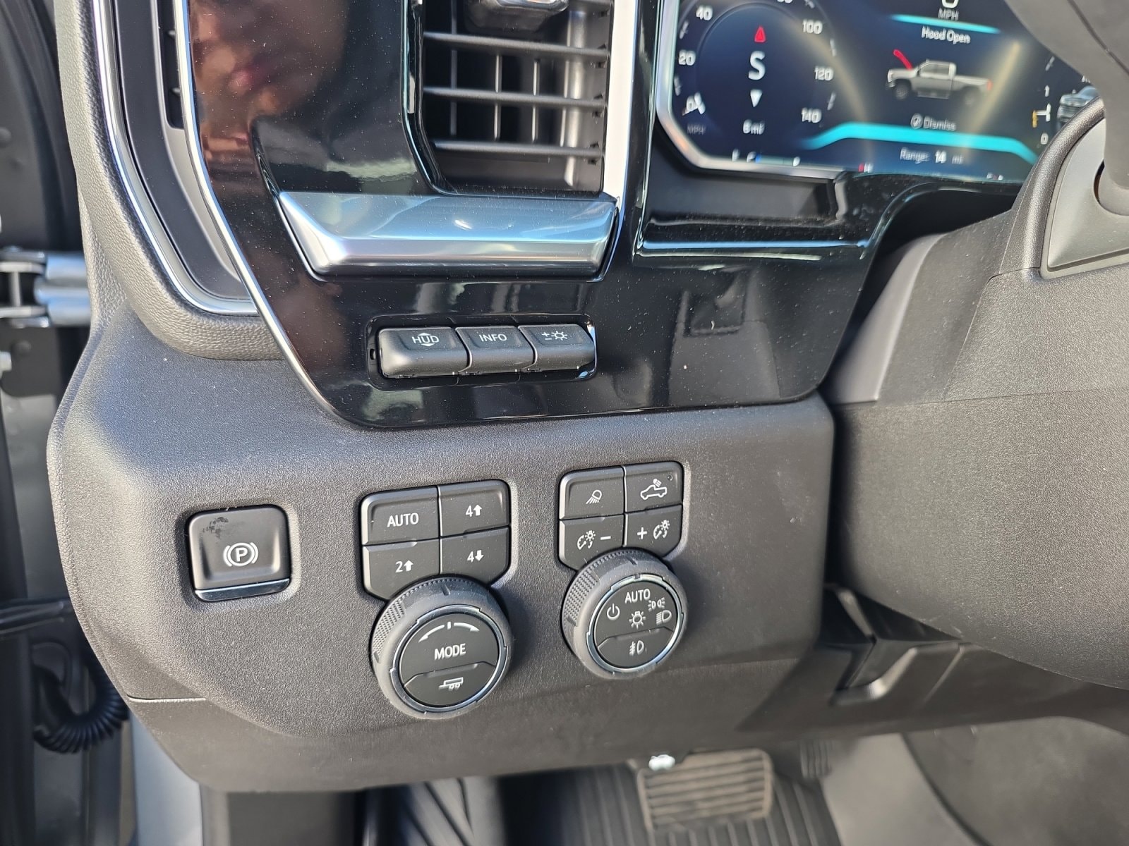 2026 Chevrolet Silverado 2500 HD LTZ - Photo 25