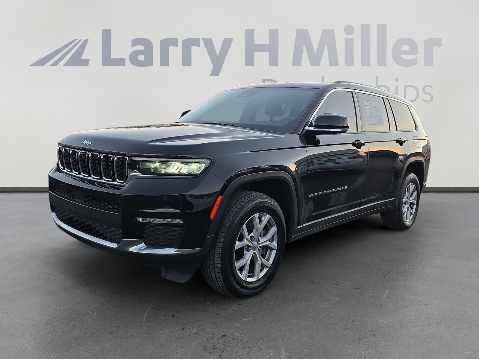 2022 Jeep Grand Cherokee L Limited's photo