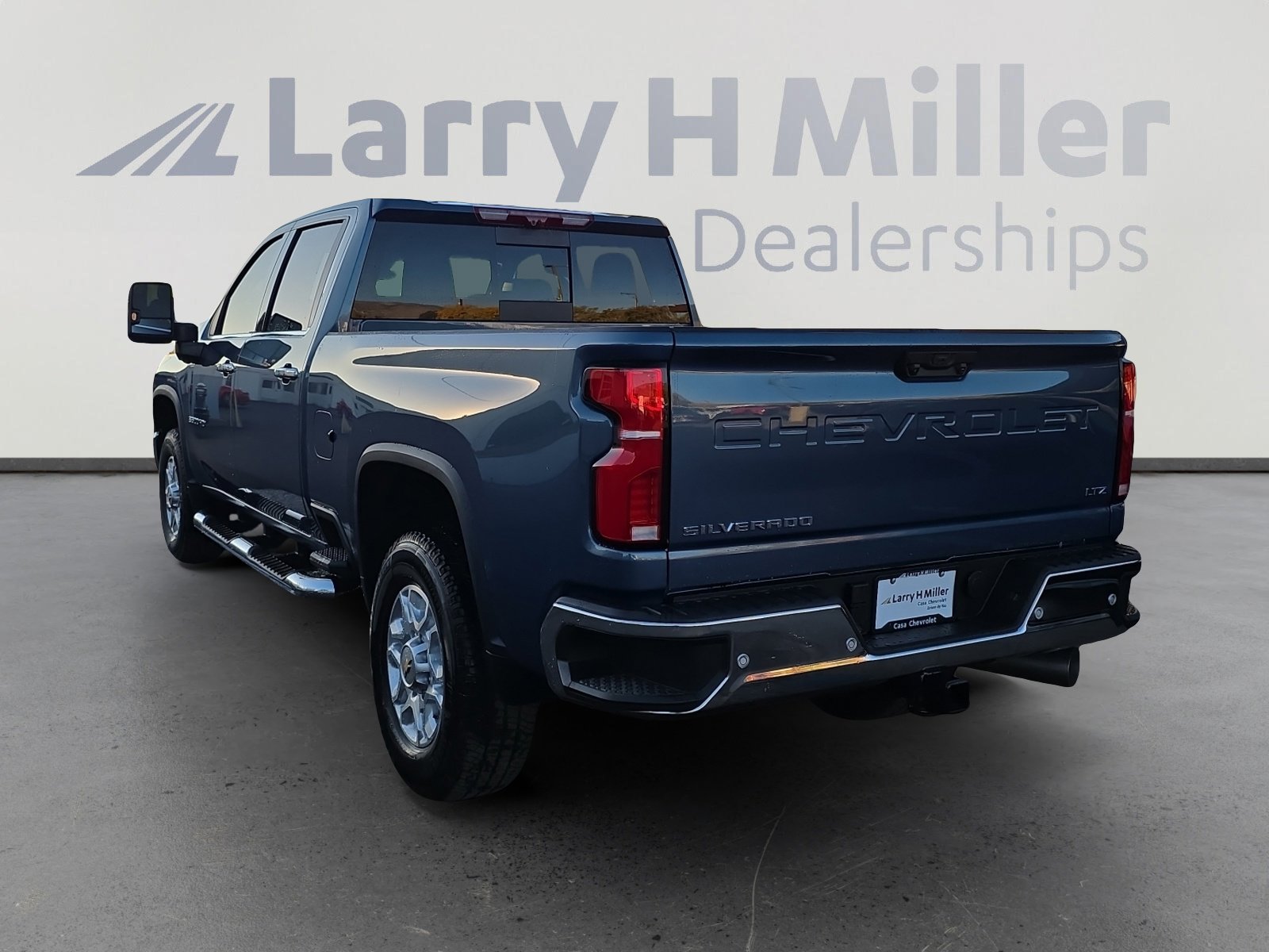 2026 Chevrolet Silverado 3500HD LTZ photo 3