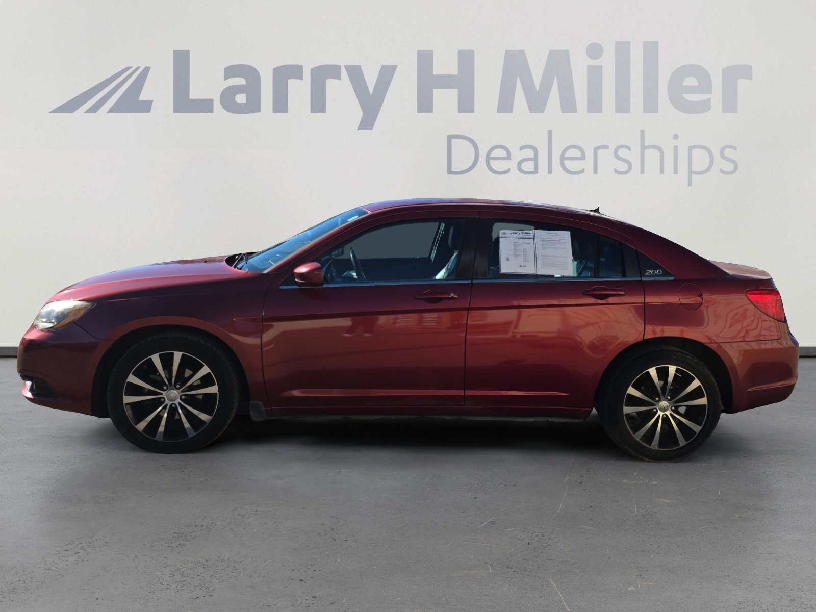 2014 Chrysler 200 Limited photo 2