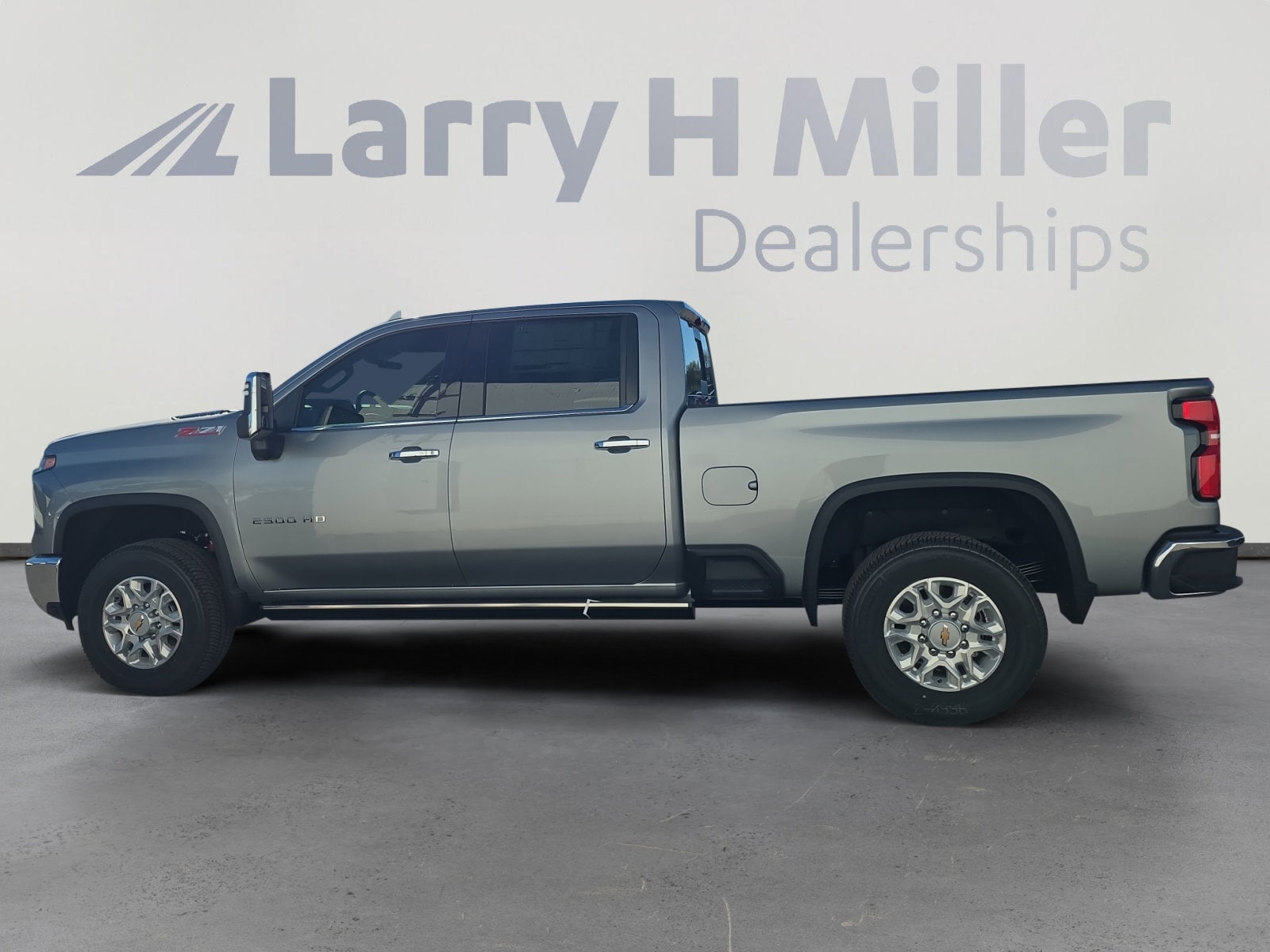 2026 Chevrolet Silverado 2500 HD LTZ - Photo 3