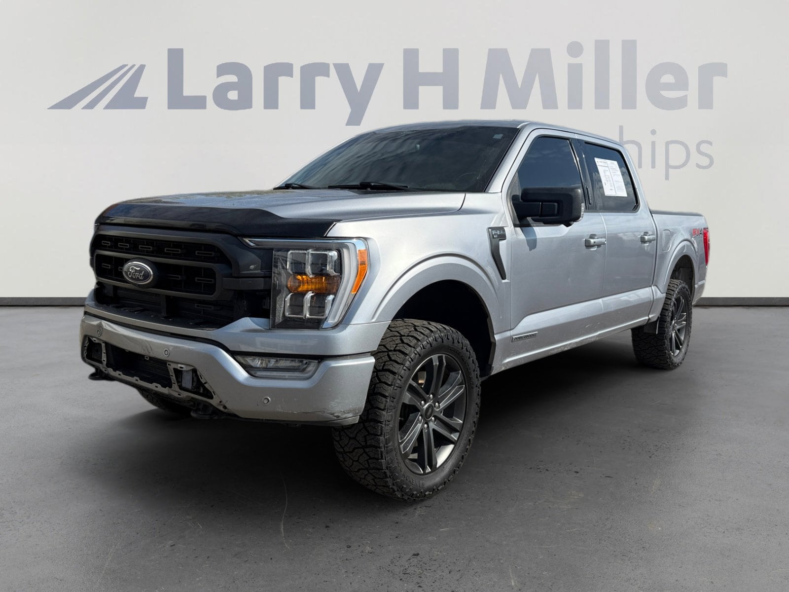 2021 Ford F-150 XLT's photo