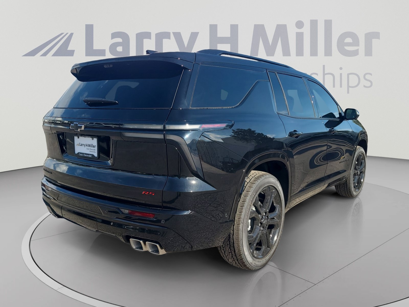 2027 Chevrolet Traverse RS - Photo 6