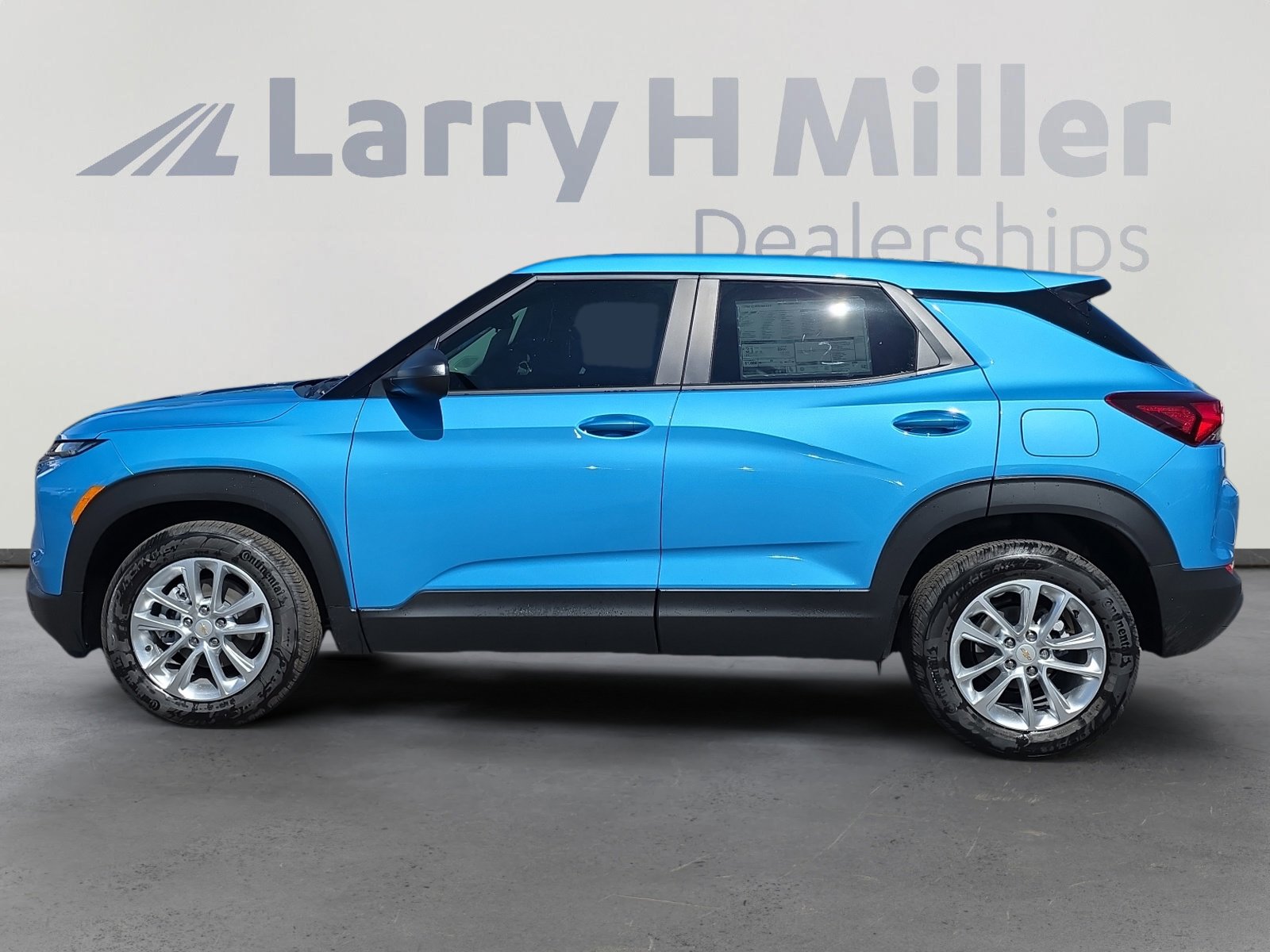 2026 Chevrolet Trailblazer LS photo 3