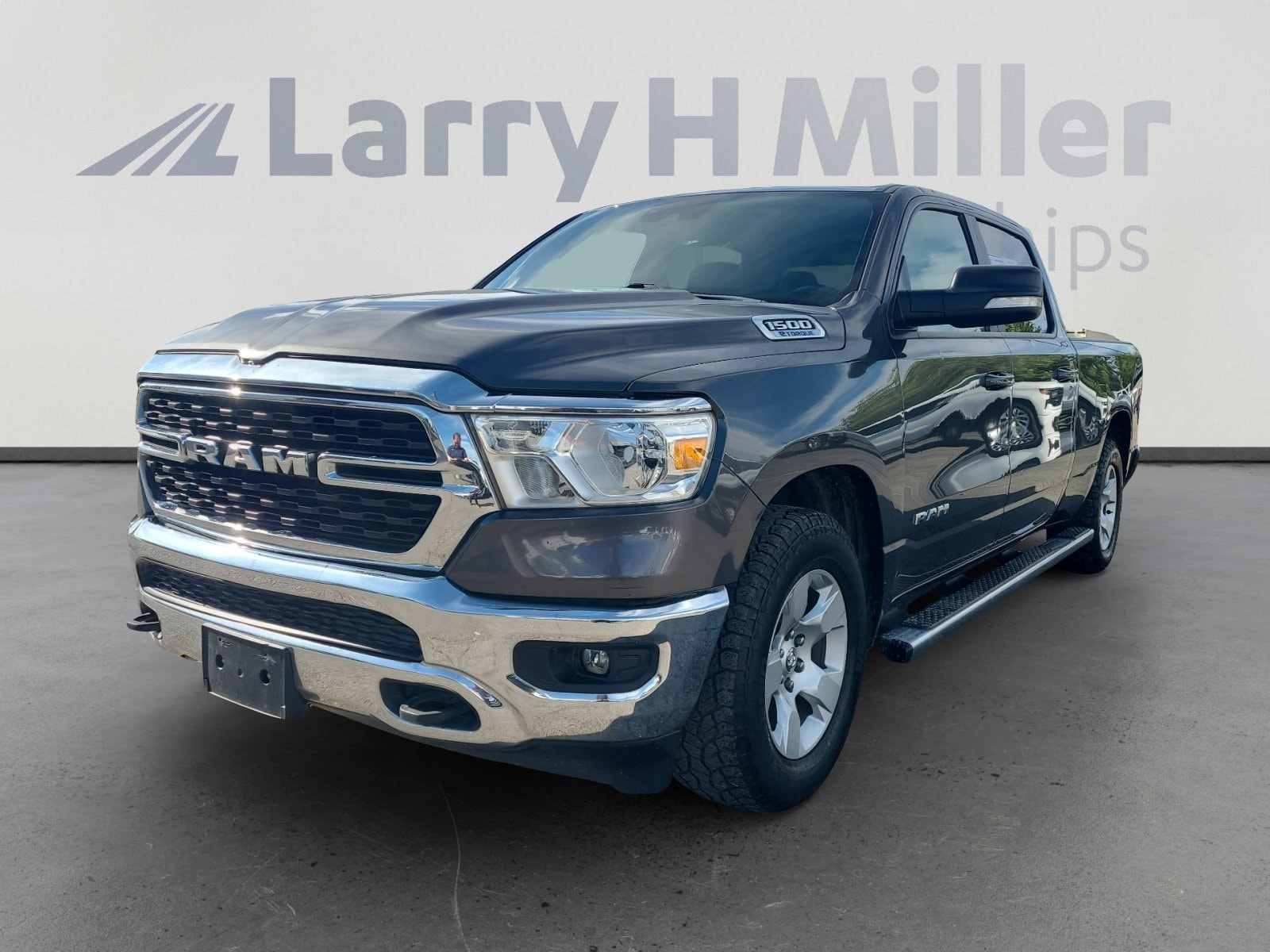 2022 RAM 1500 Big Horn/Lone Star 4x4 Crew Cab 6'4's photo