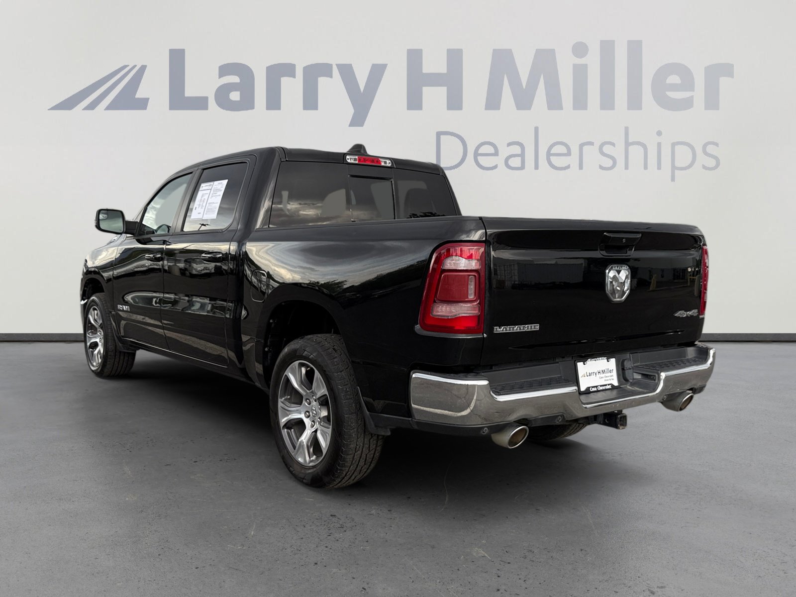 2023 Ram 1500 Laramie photo 4