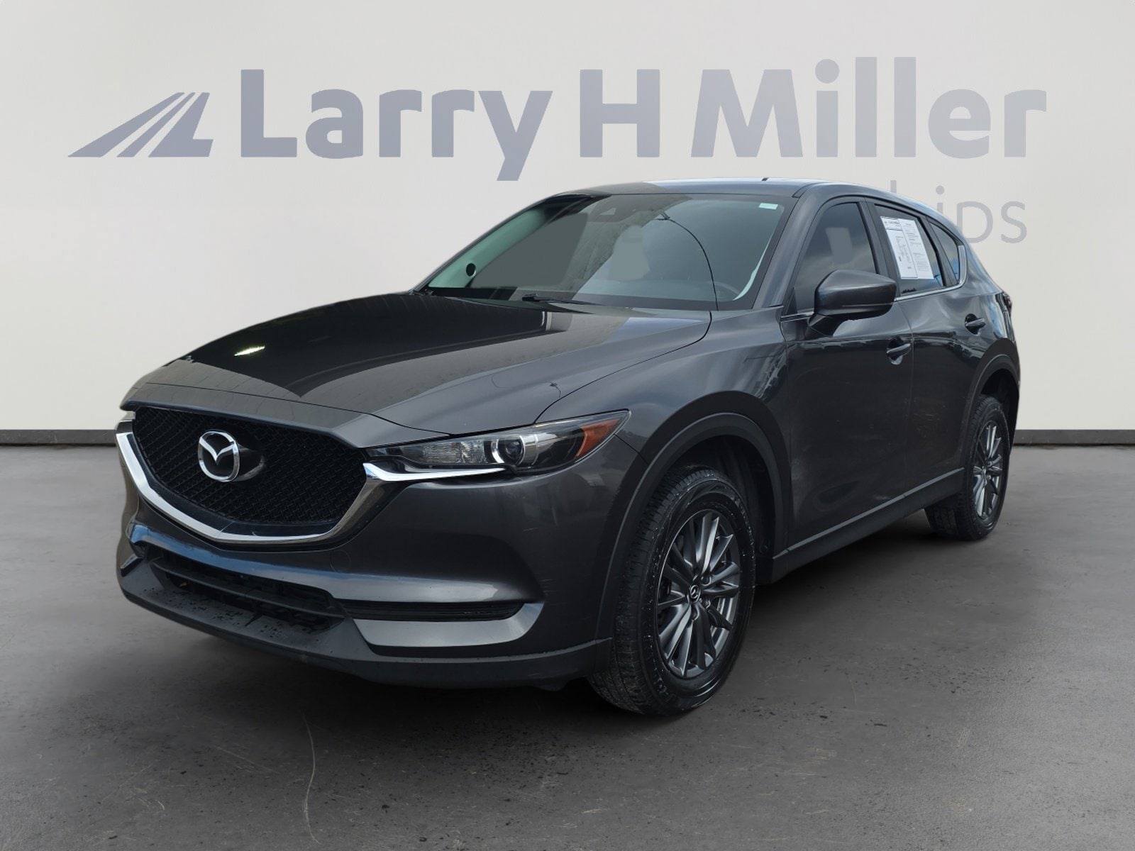 2017 Mazda CX-5 Touring's photo